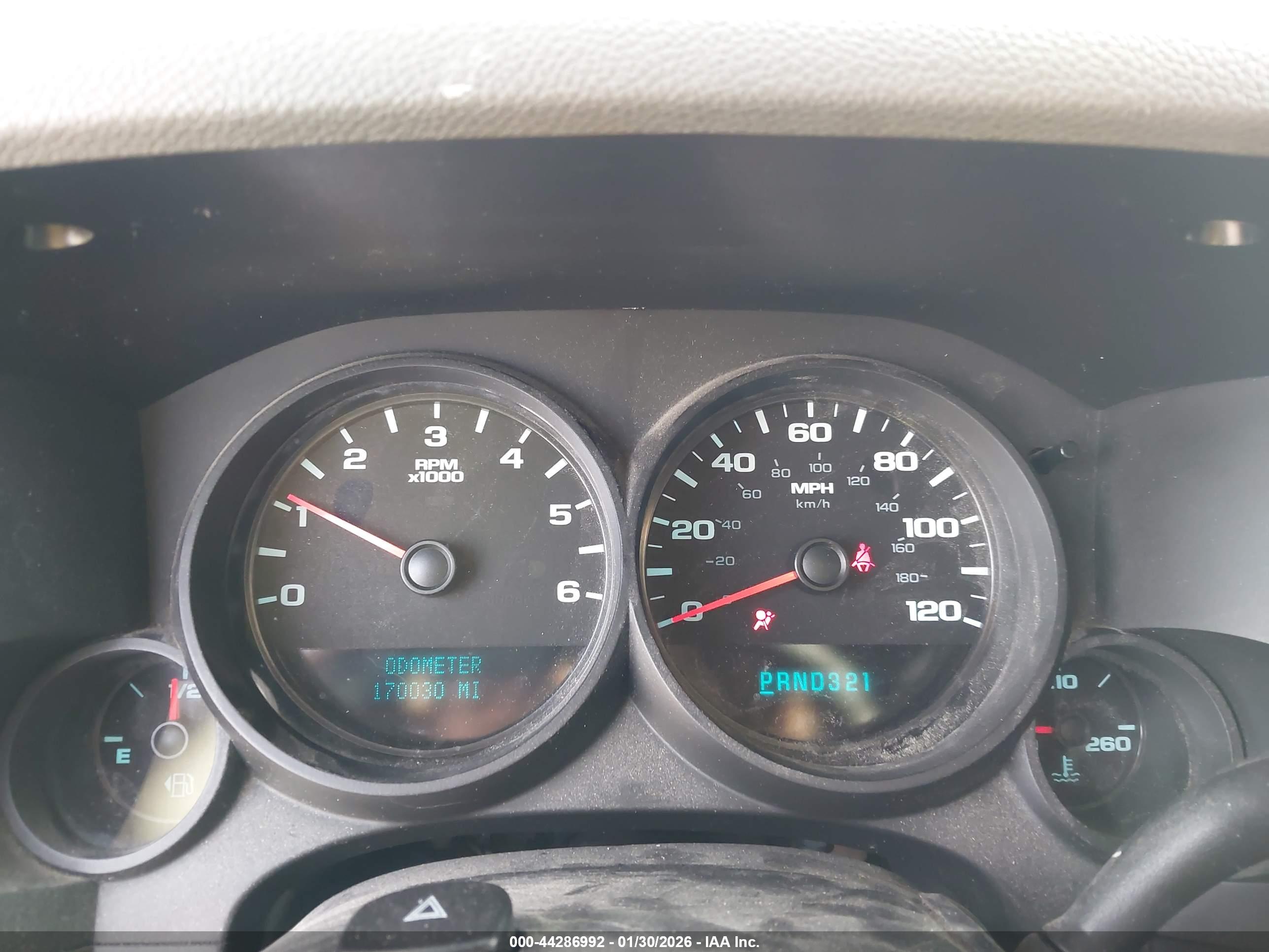 CHEVROLET SILVERADO image 7