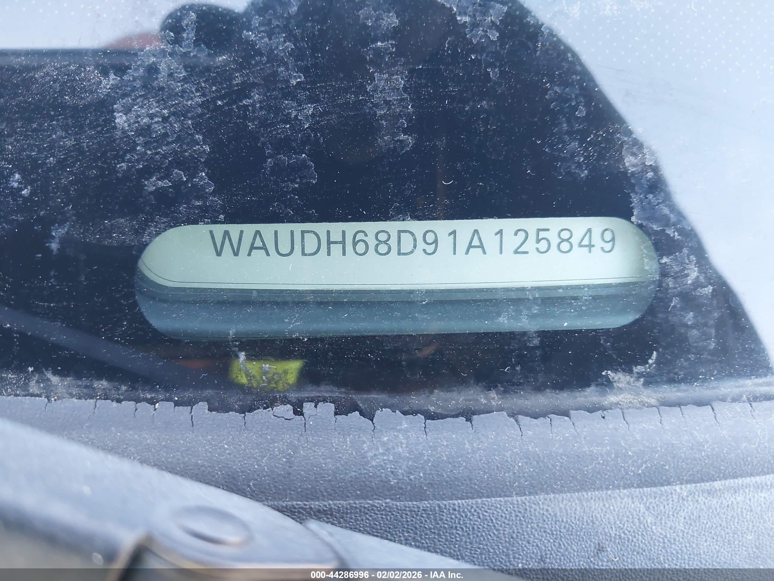 AUDI A4 image 9