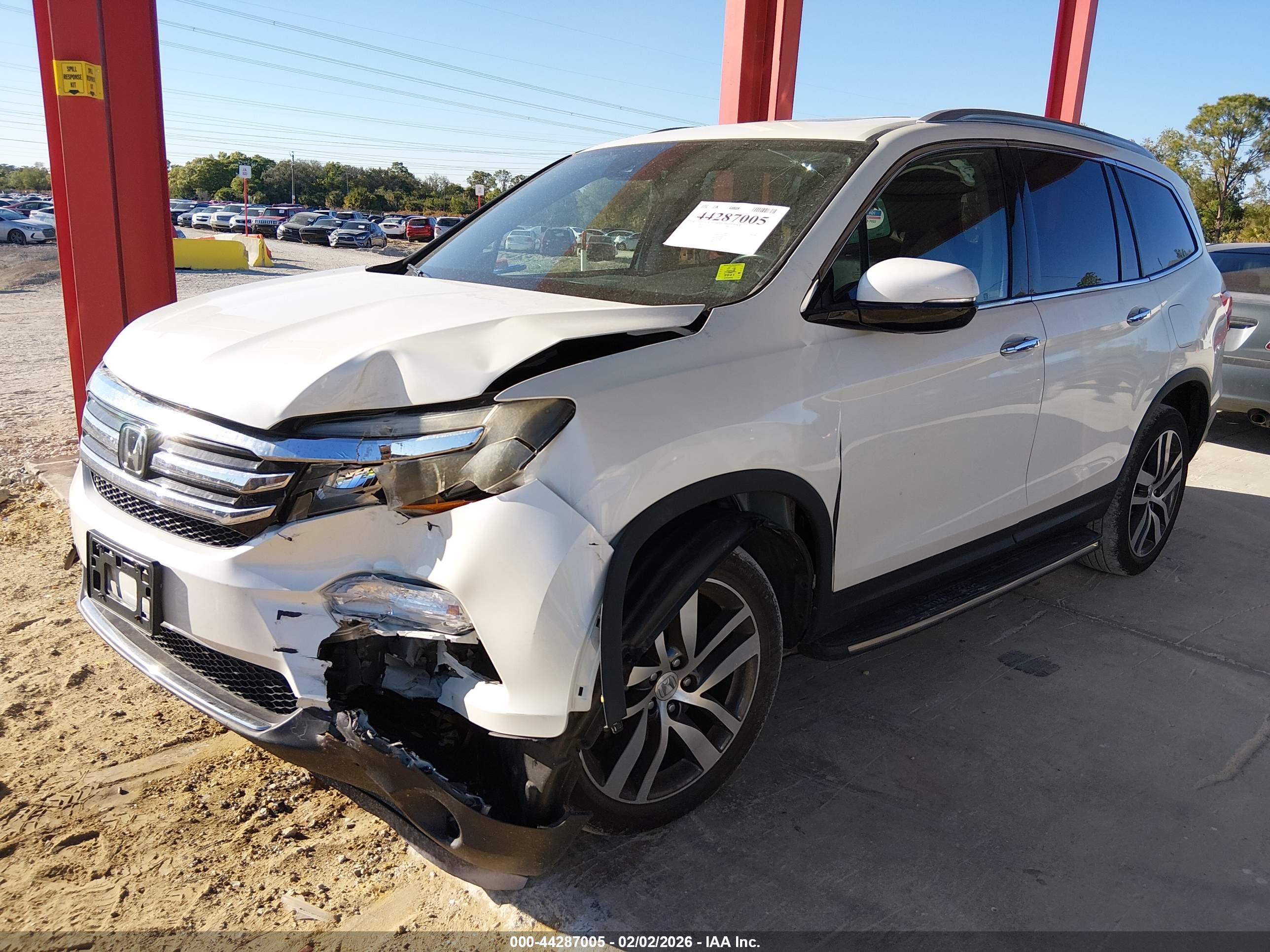 HONDA PILOT image 2