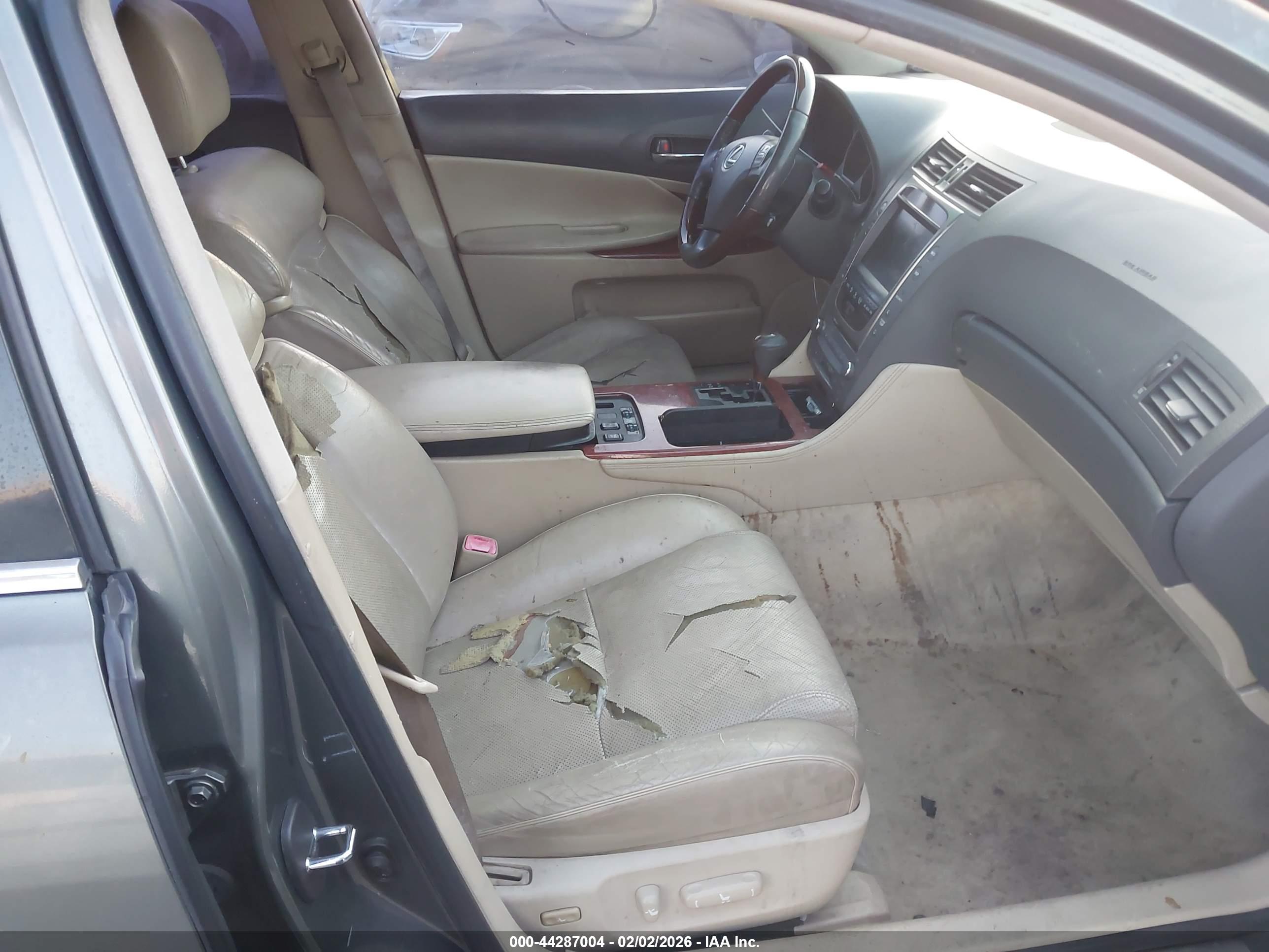 LEXUS GS image 5