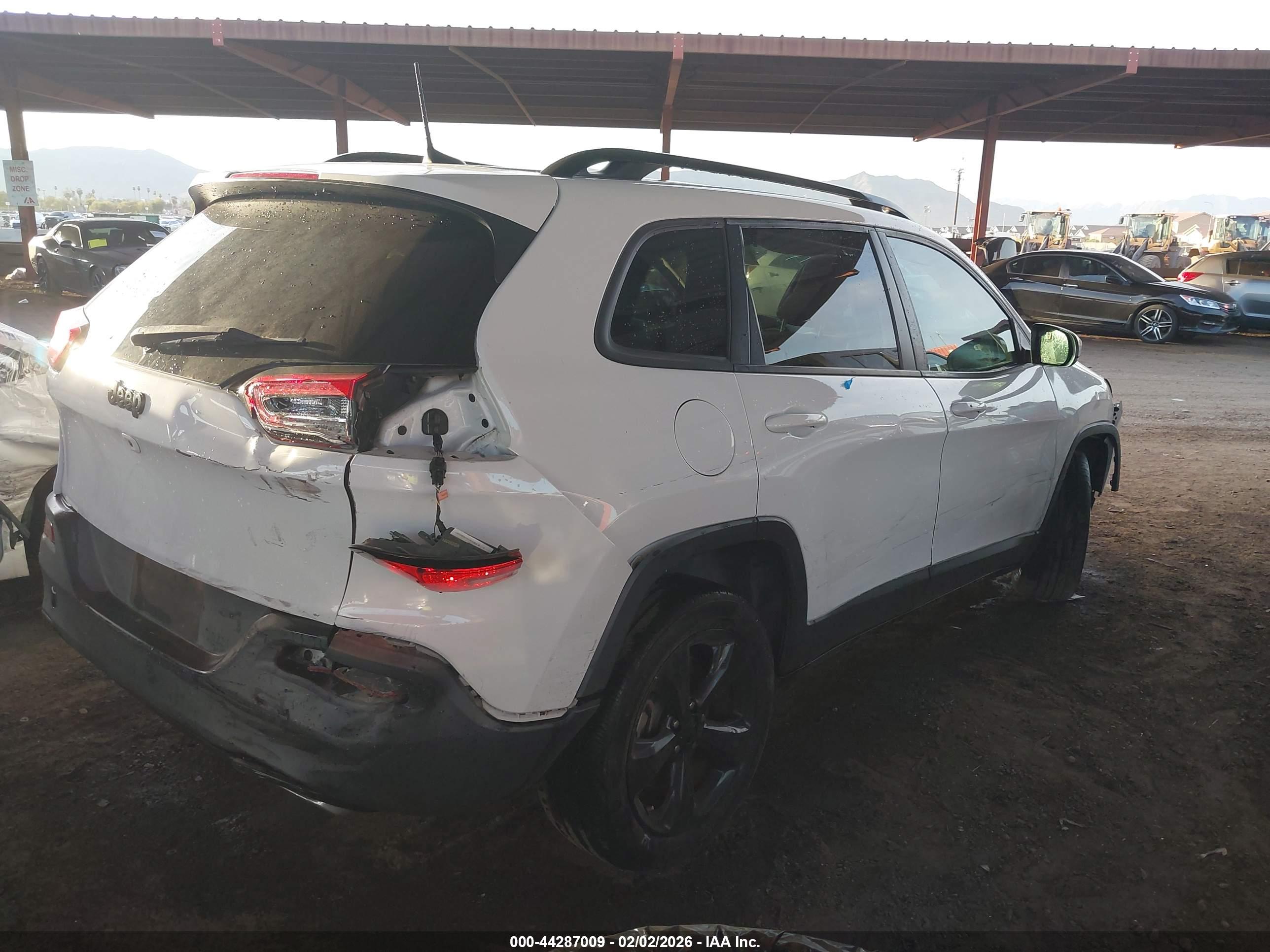 JEEP CHEROKEE image 4