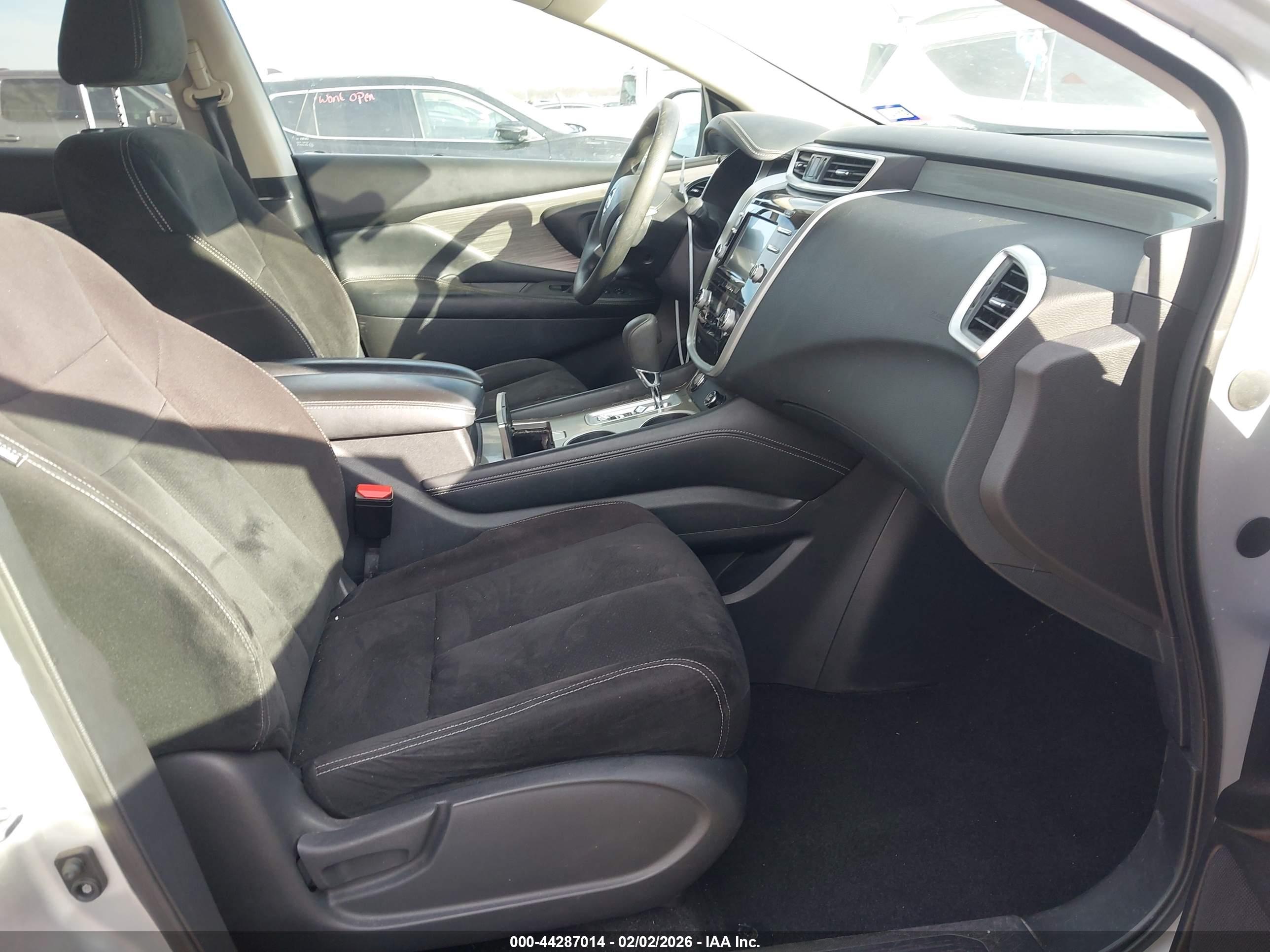 NISSAN MURANO image 5