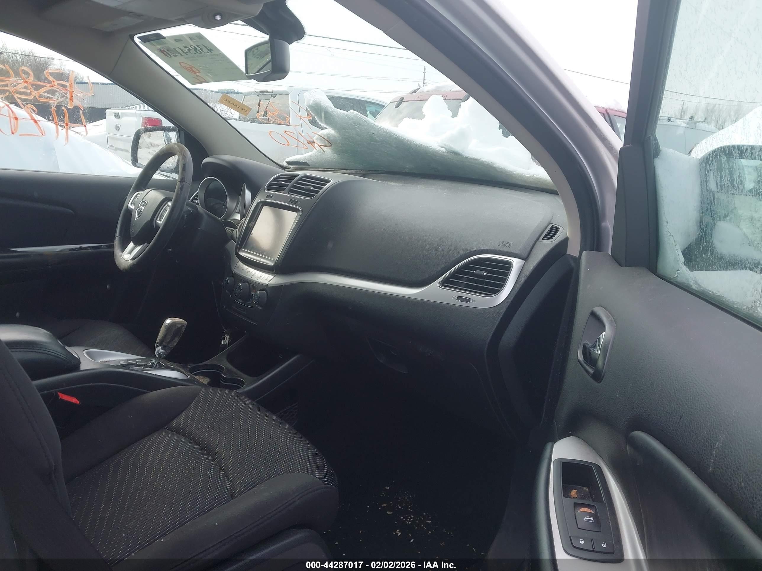 DODGE JOURNEY image 5