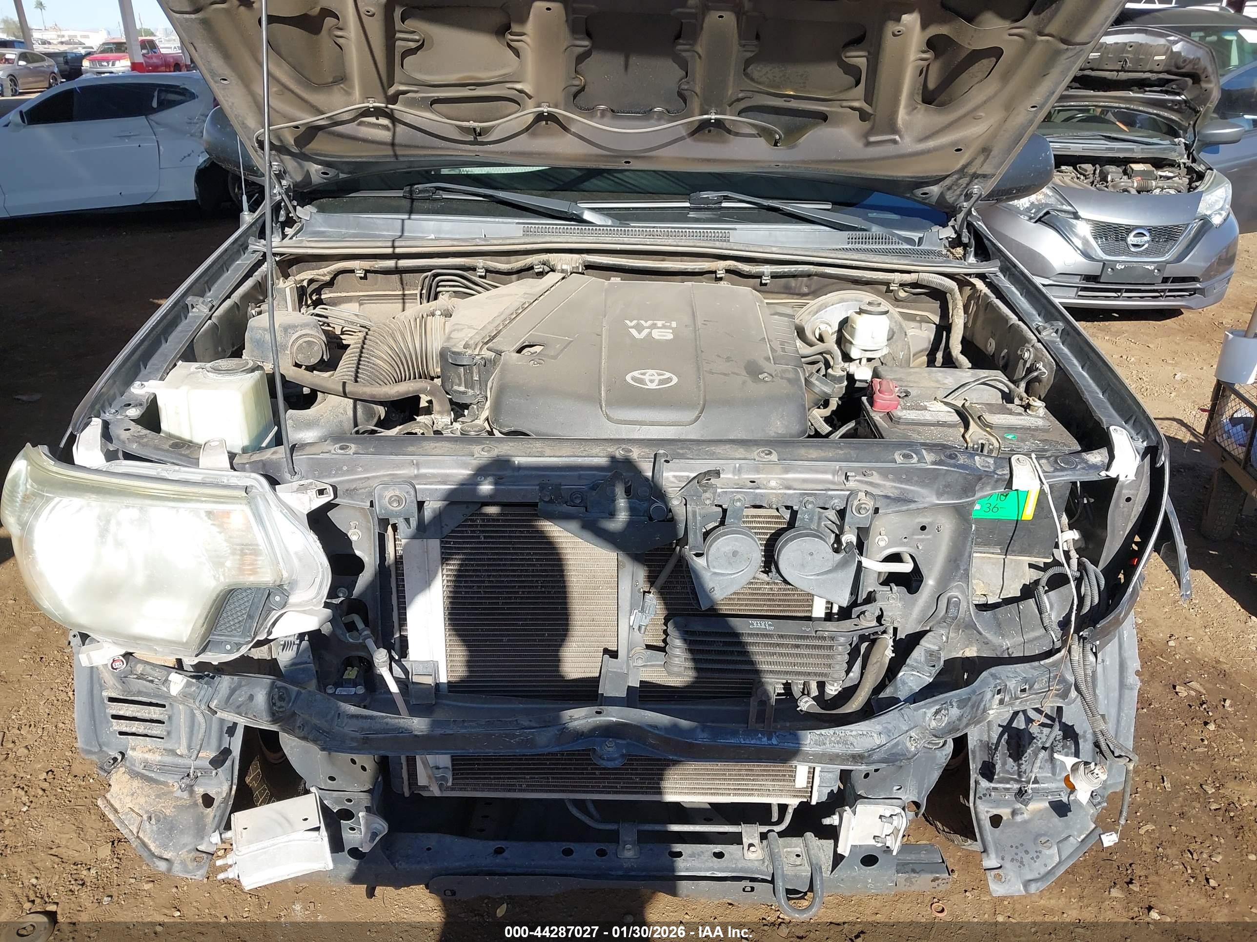 TOYOTA TACOMA image 10