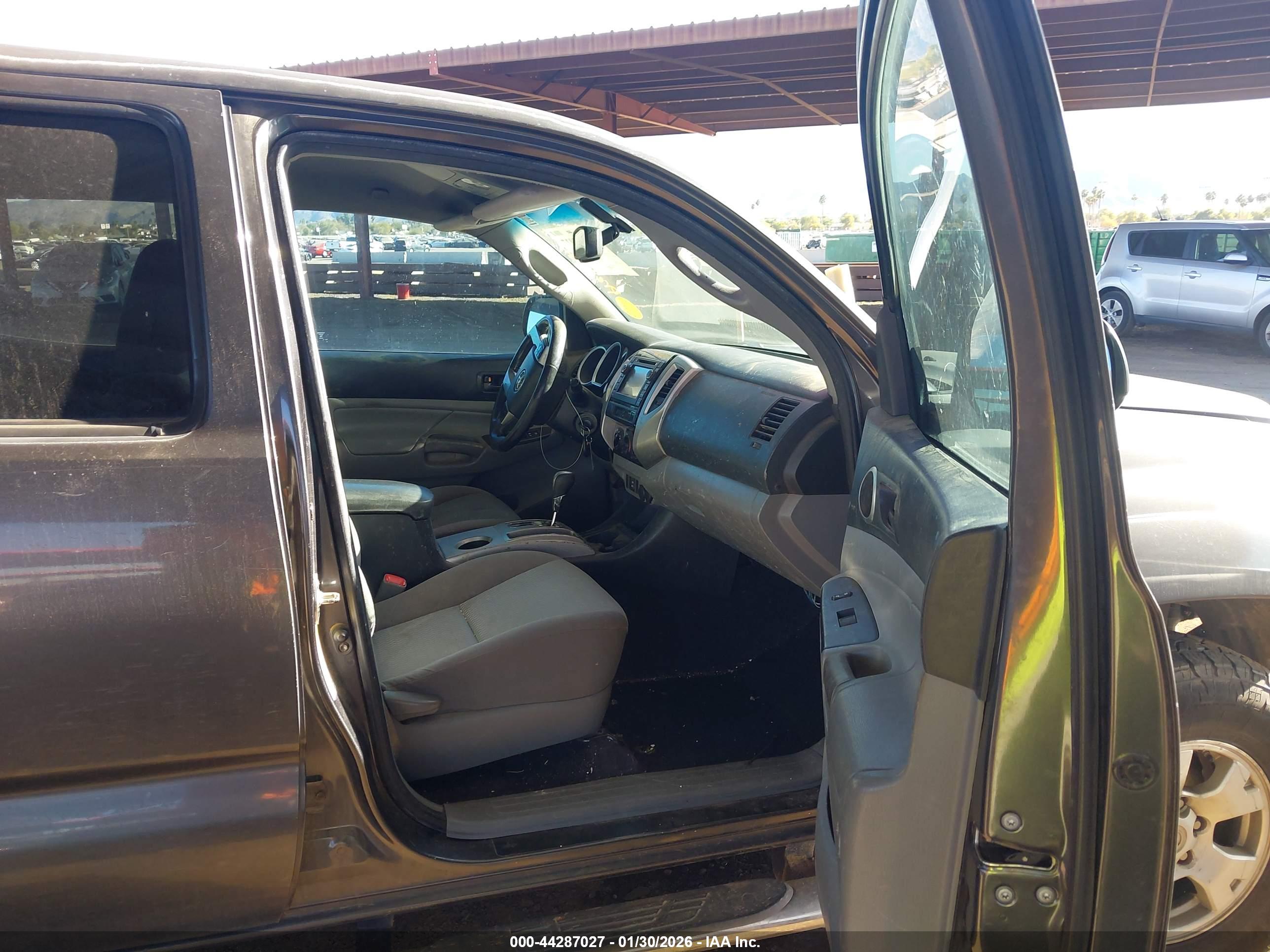 TOYOTA TACOMA image 5