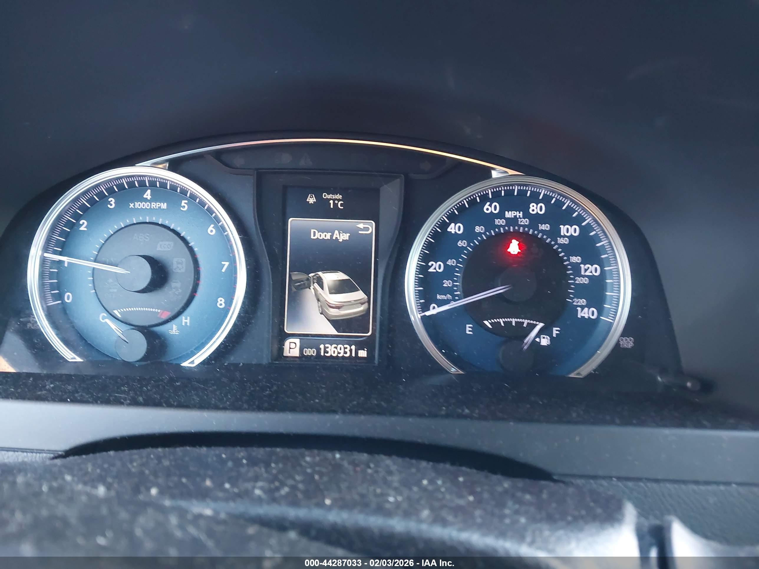 TOYOTA CAMRY image 7
