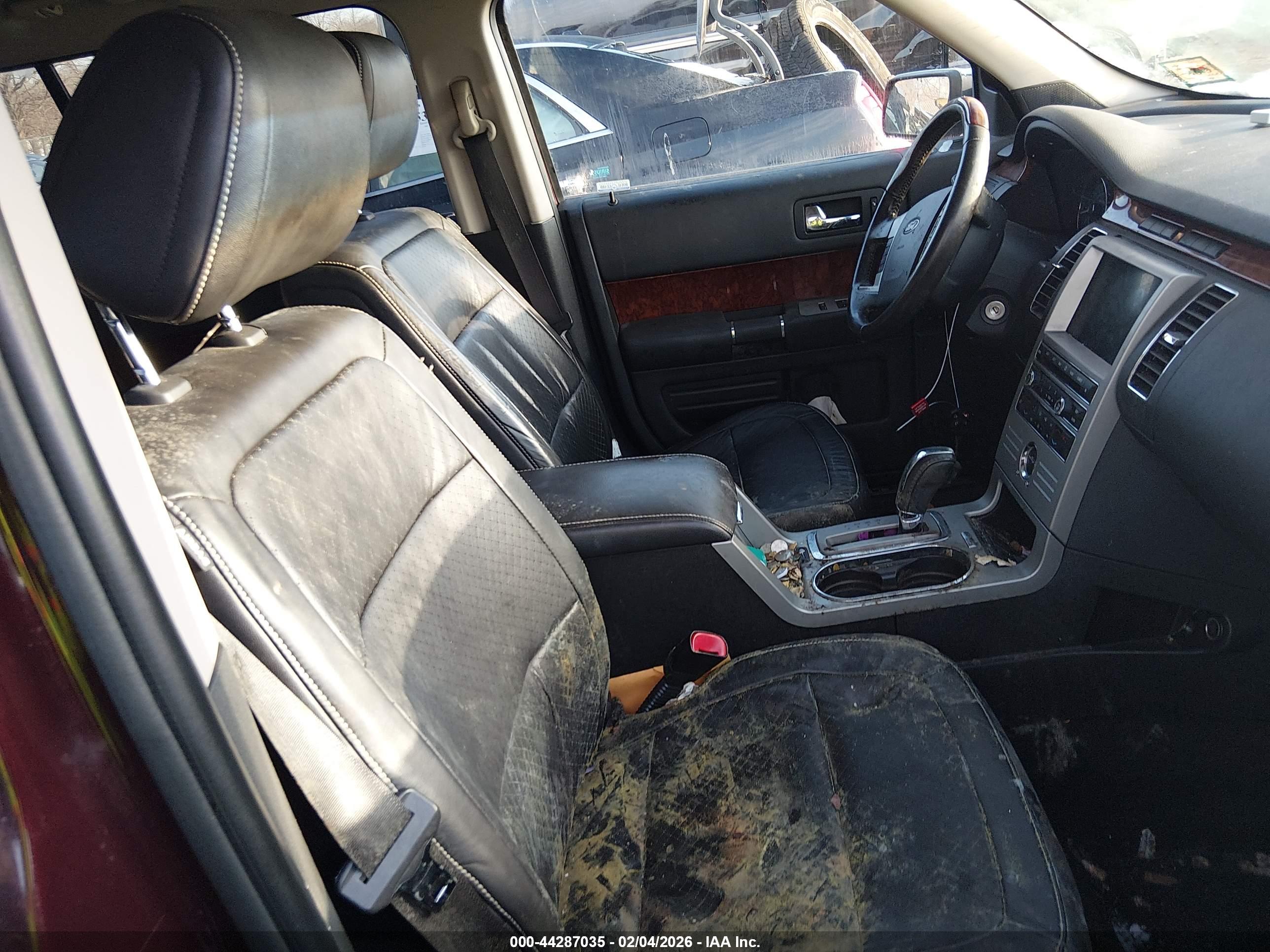 FORD FLEX image 5