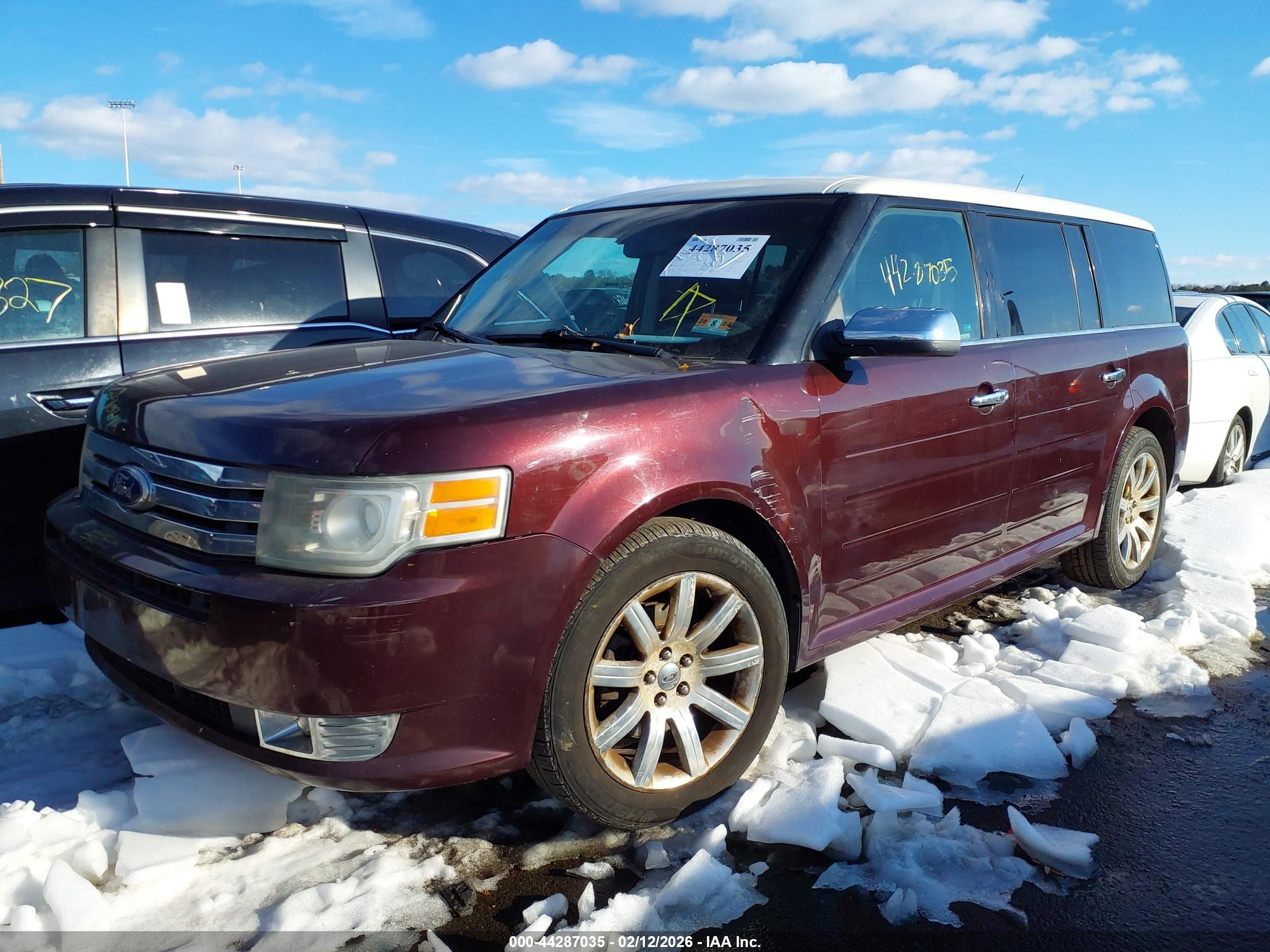 FORD FLEX image 6