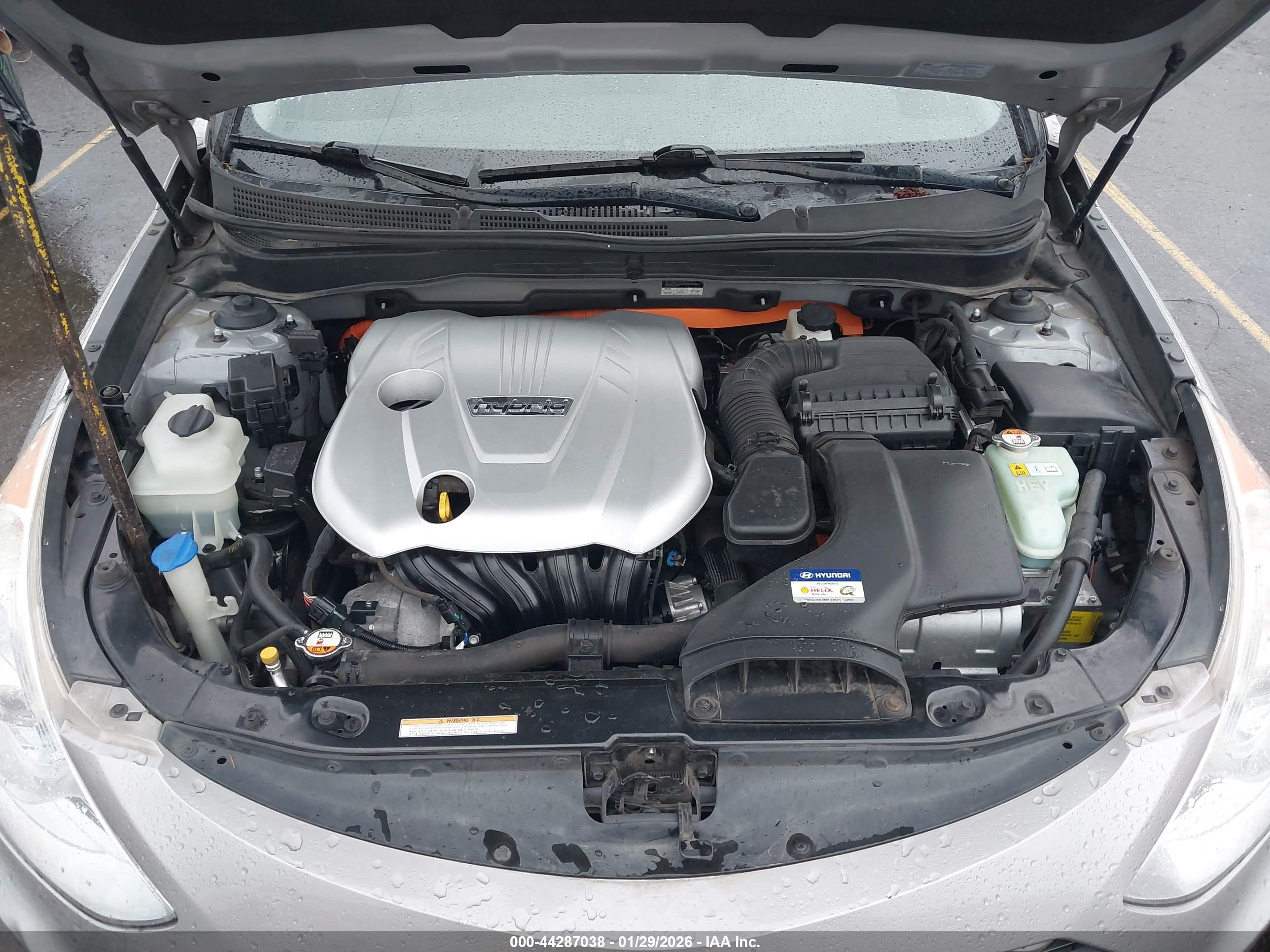 HYUNDAI SONATA image 10
