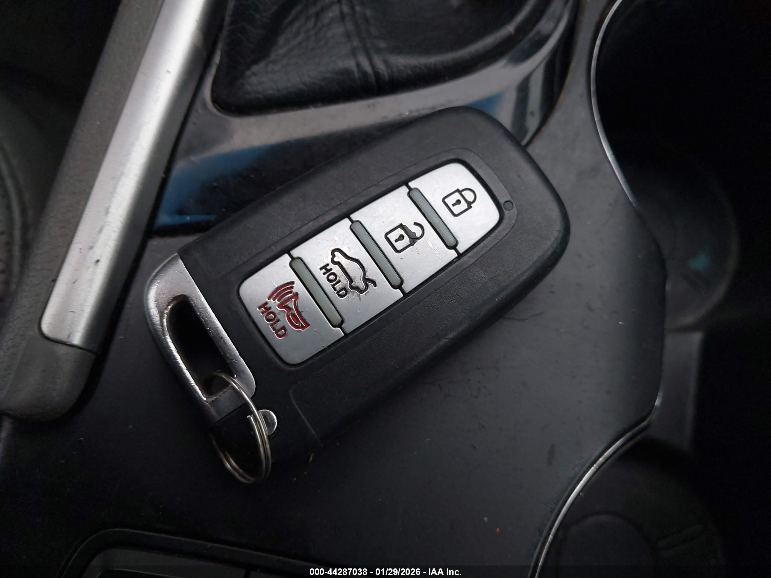 HYUNDAI SONATA image 11