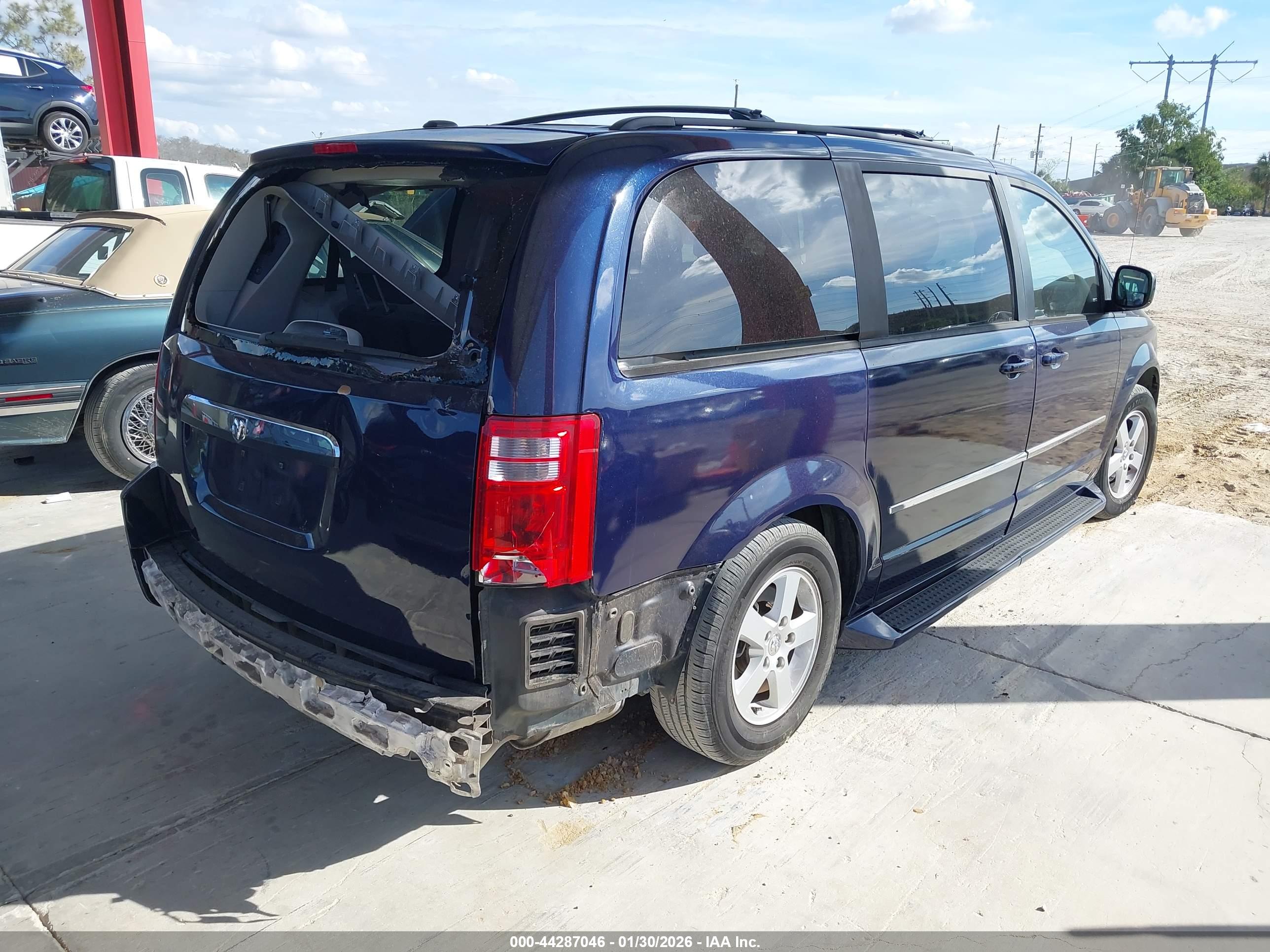 DODGE GRAND image 4