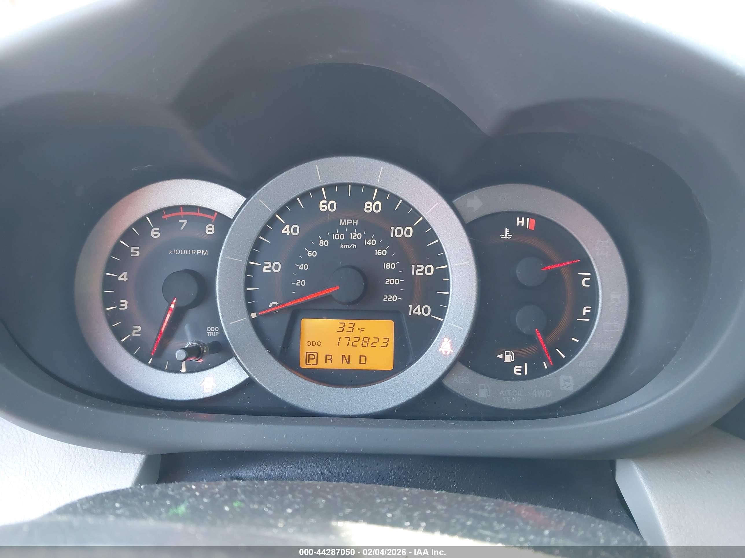 TOYOTA RAV4 image 7