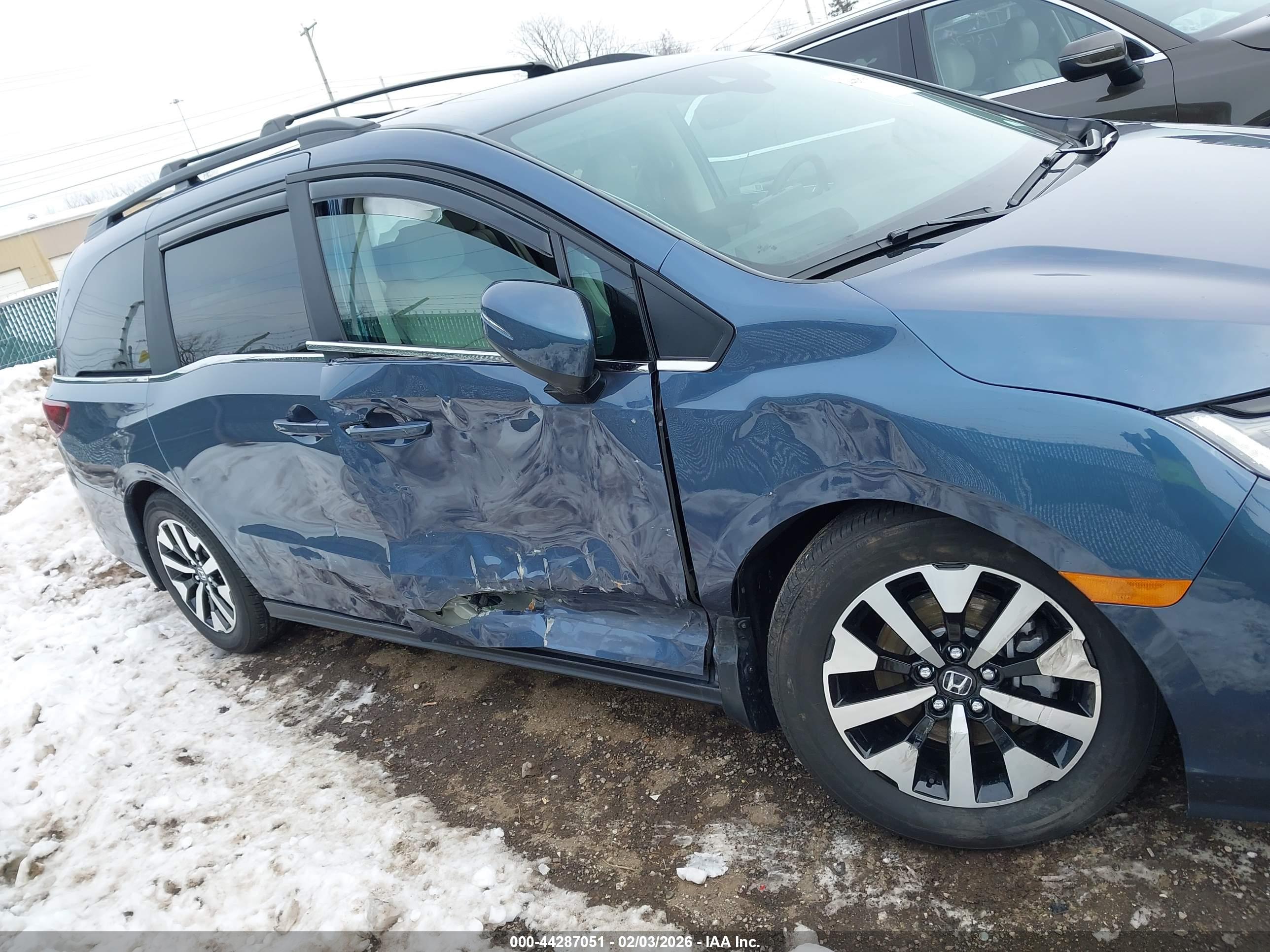 HONDA ODYSSEY image 6