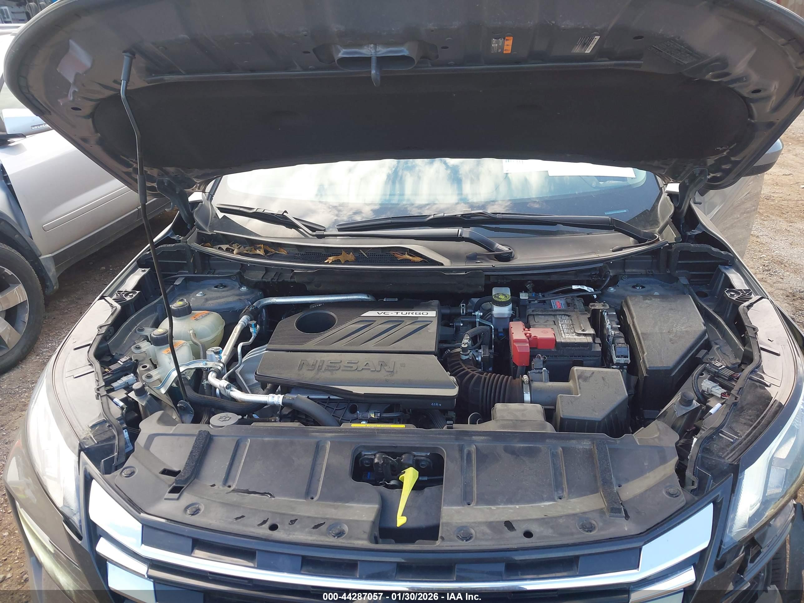 NISSAN ROGUE image 10