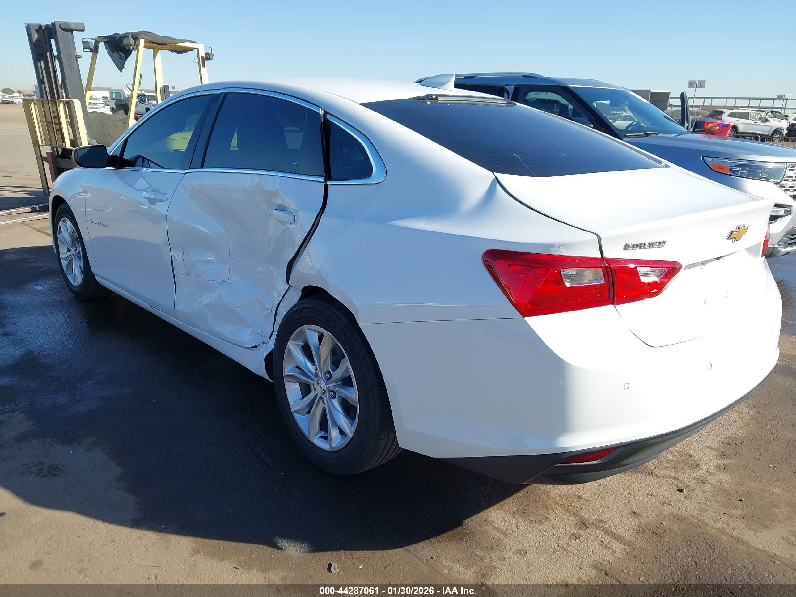 CHEVROLET MALIBU image 3