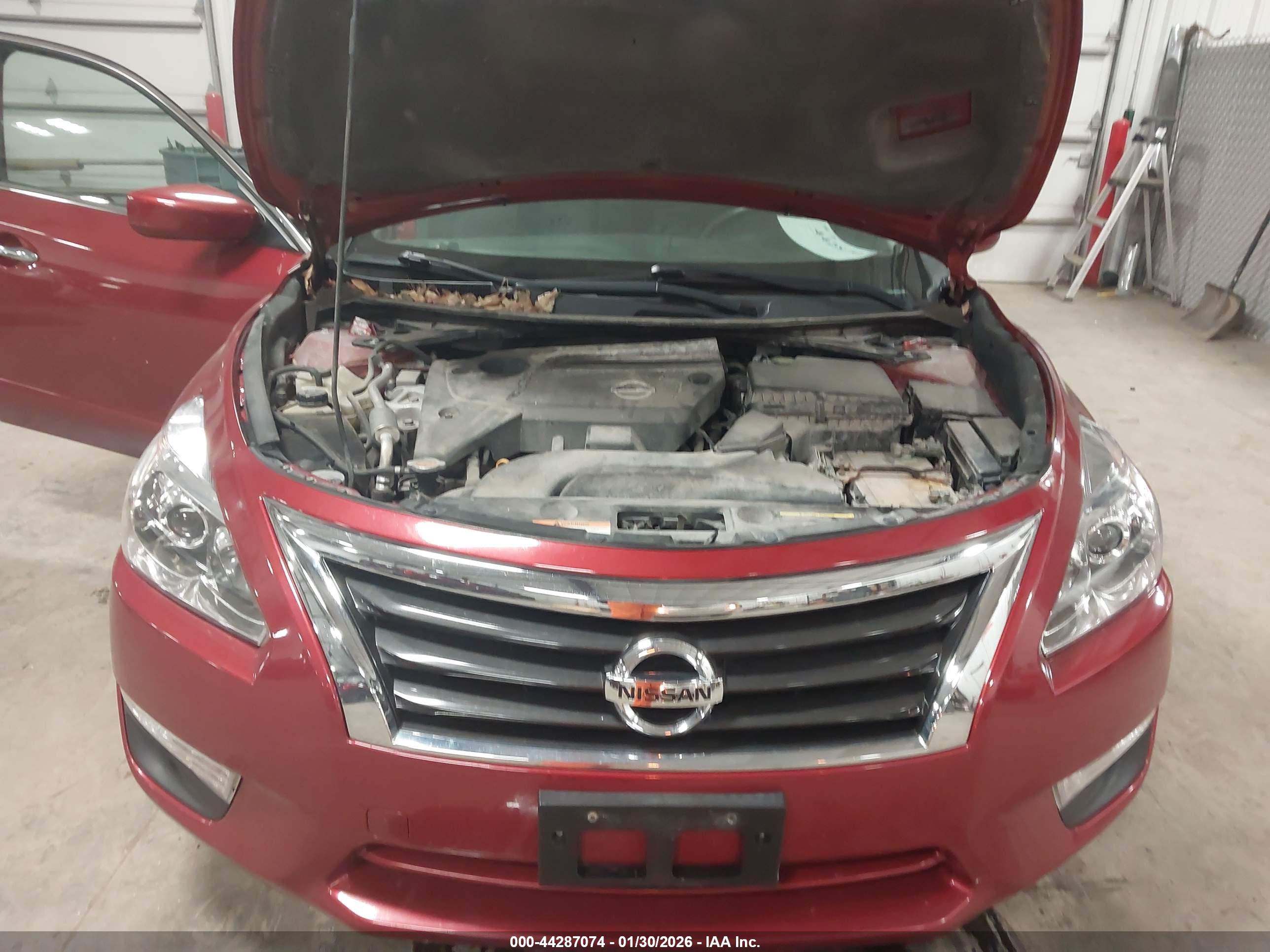 NISSAN ALTIMA image 10