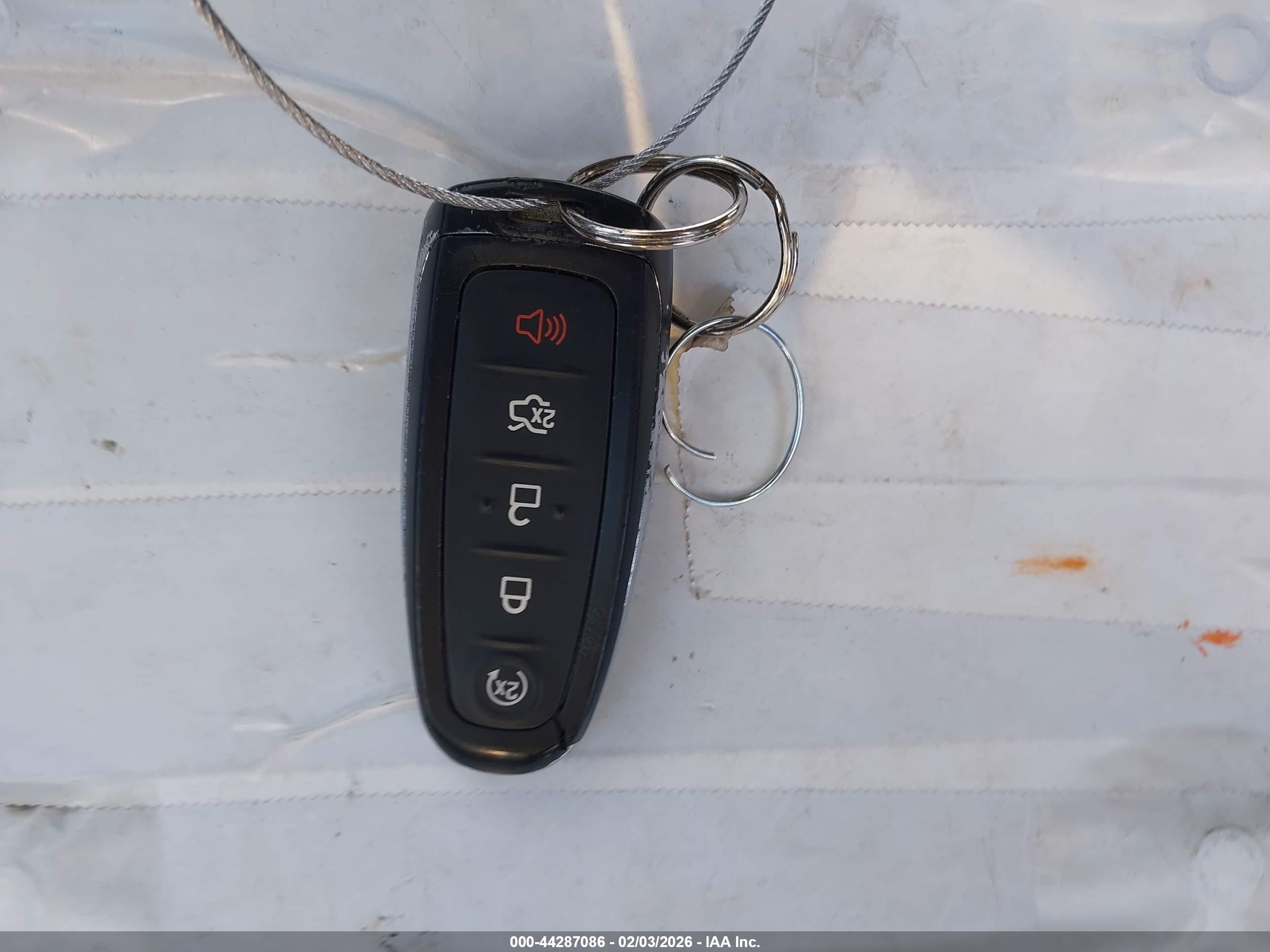 FORD ESCAPE image 11