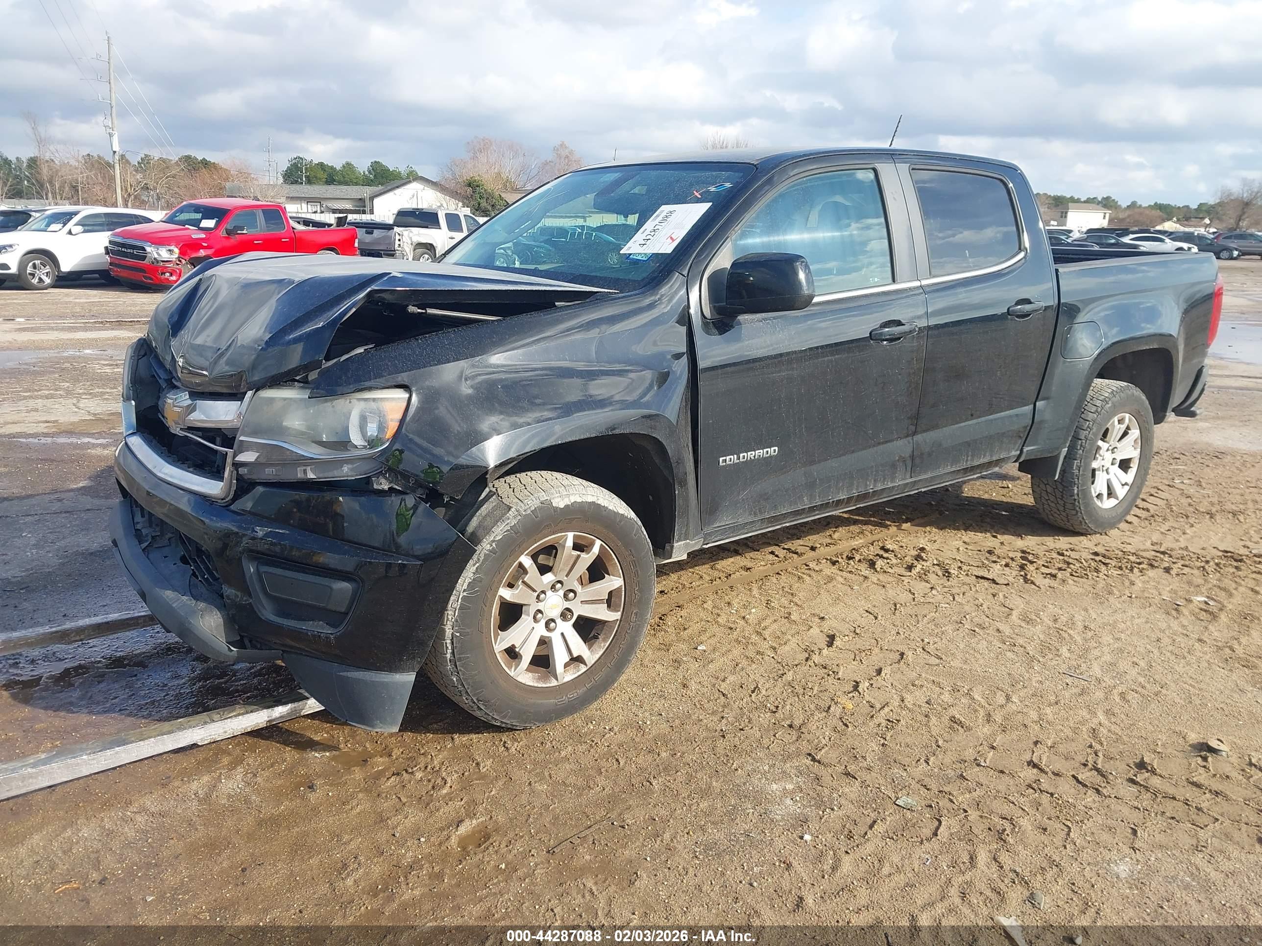 CHEVROLET COLORADO image 2