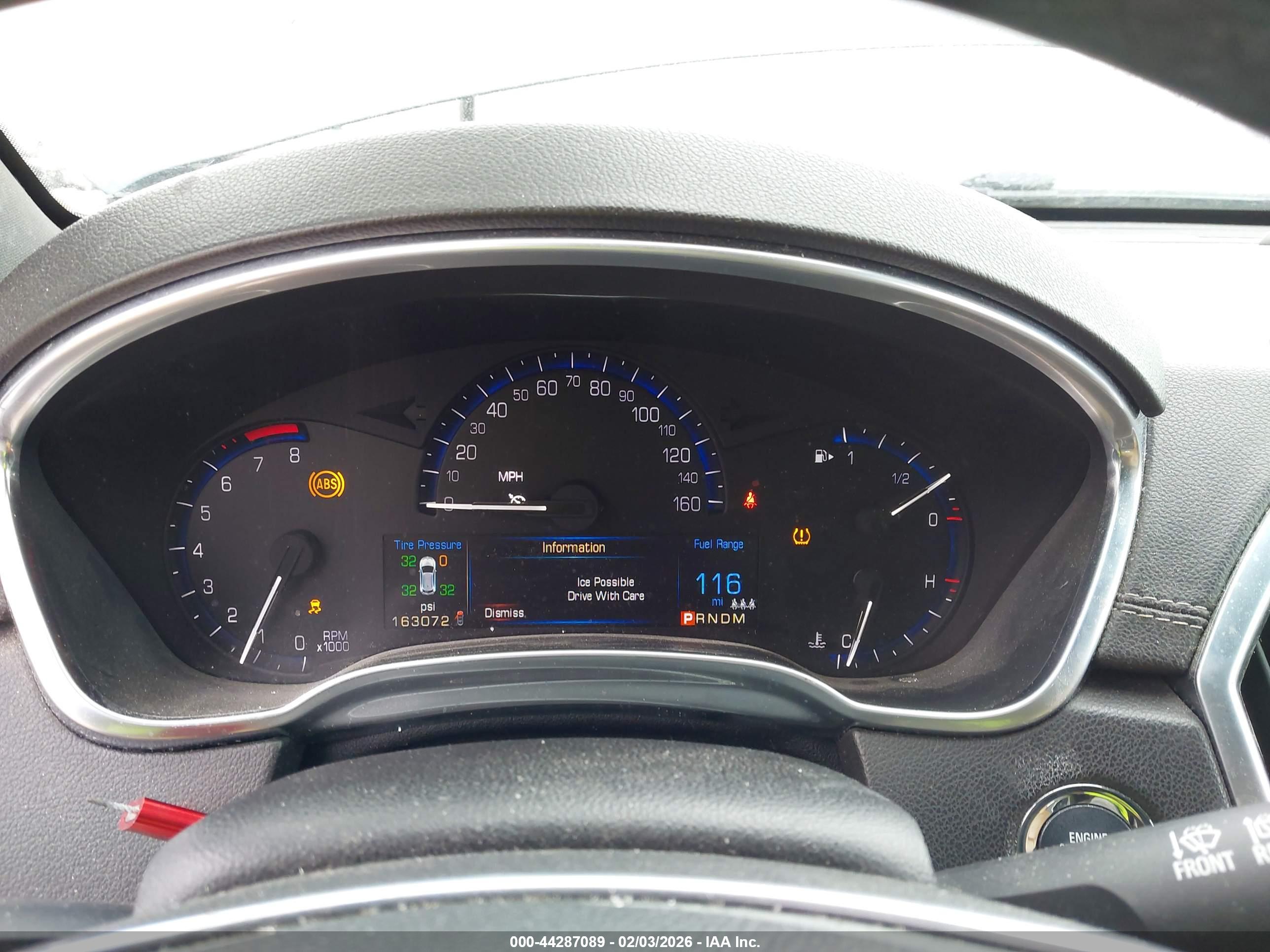 CADILLAC SRX image 7