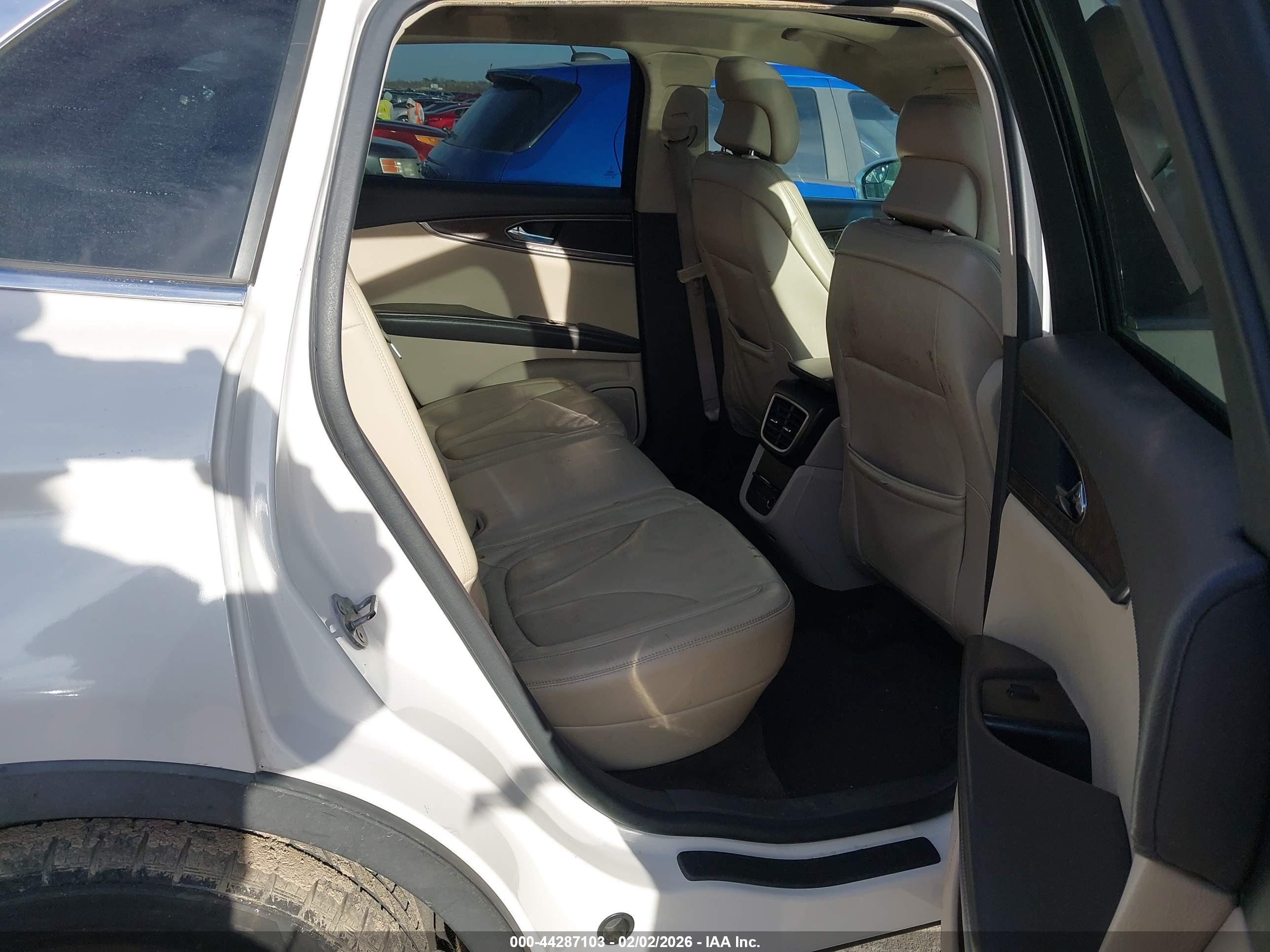 LINCOLN MKX image 8