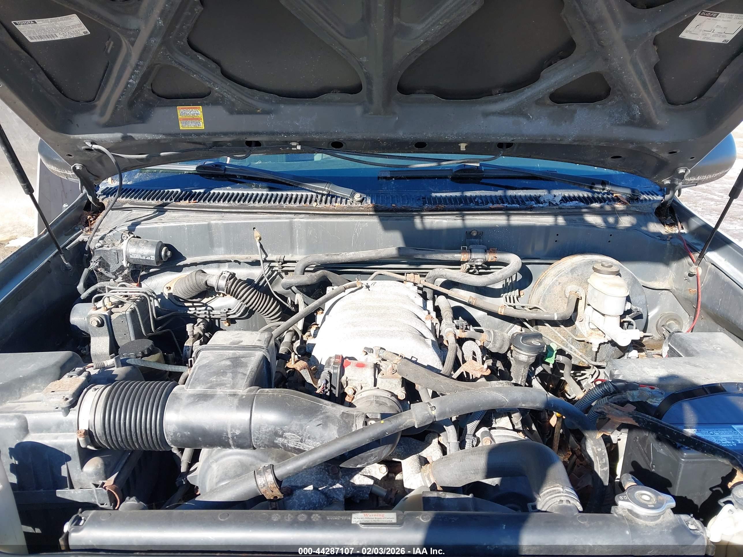 TOYOTA TUNDRA image 10