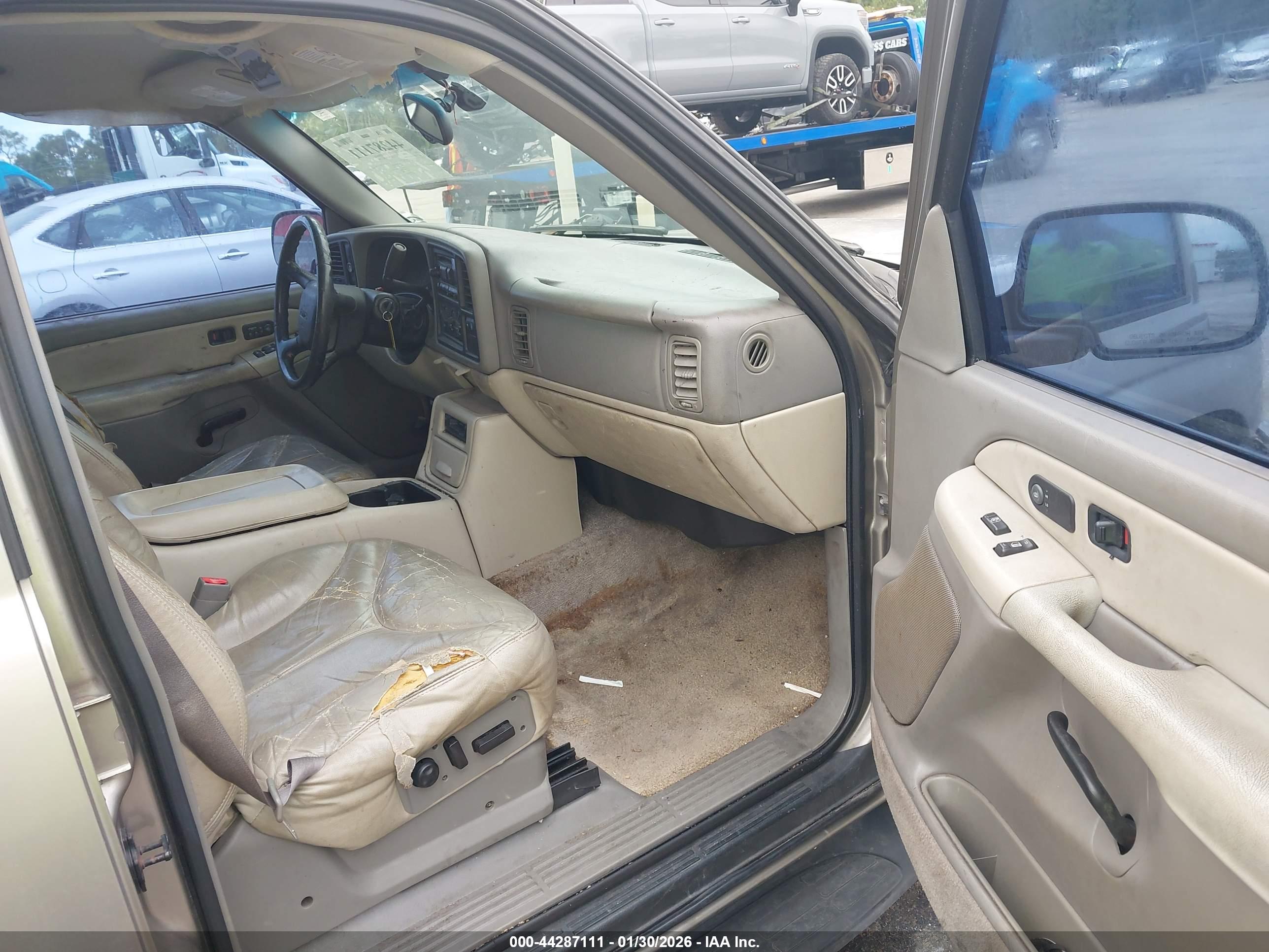 GMC YUKON image 5