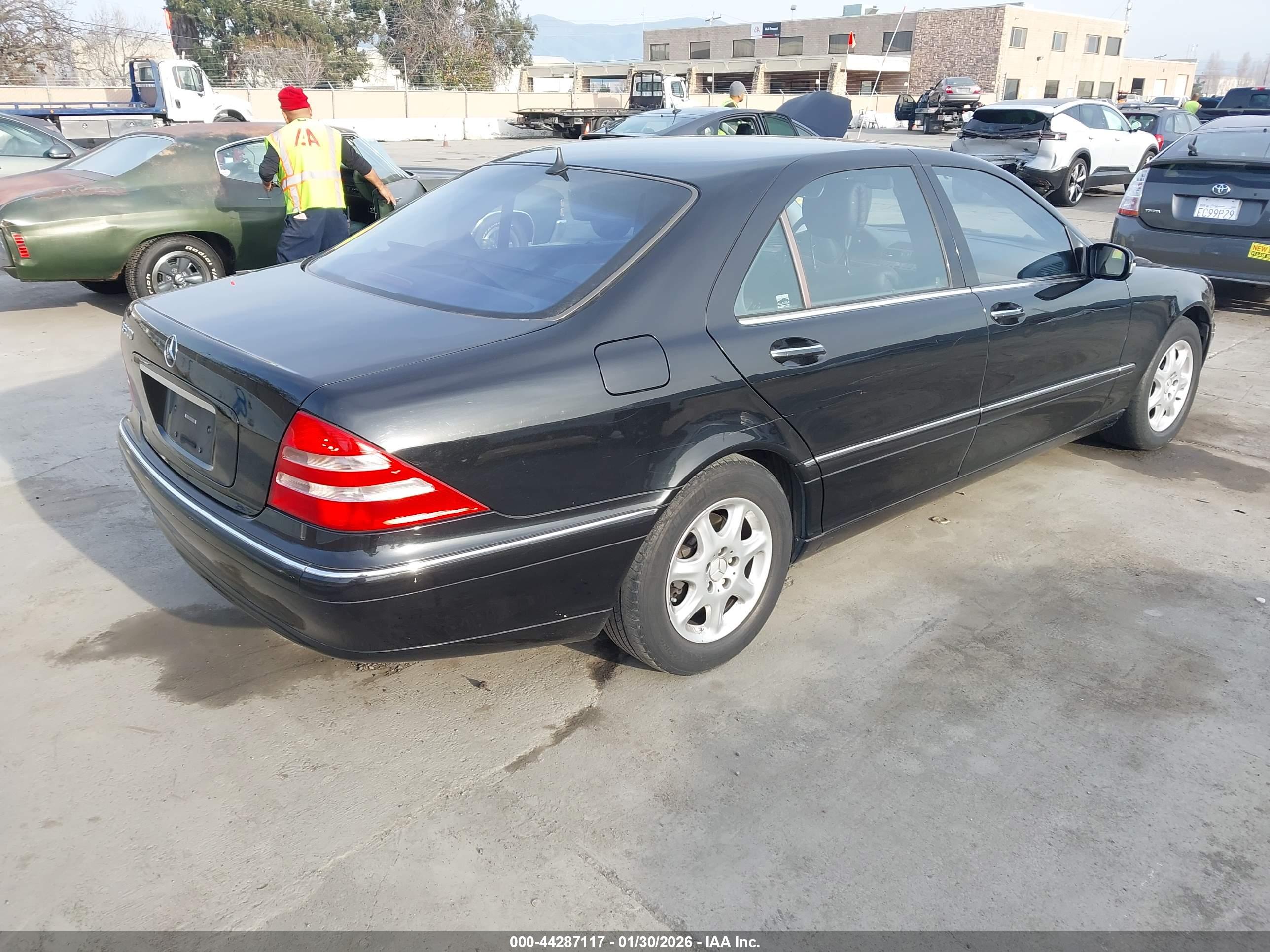 MERCEDES-BENZ S image 4