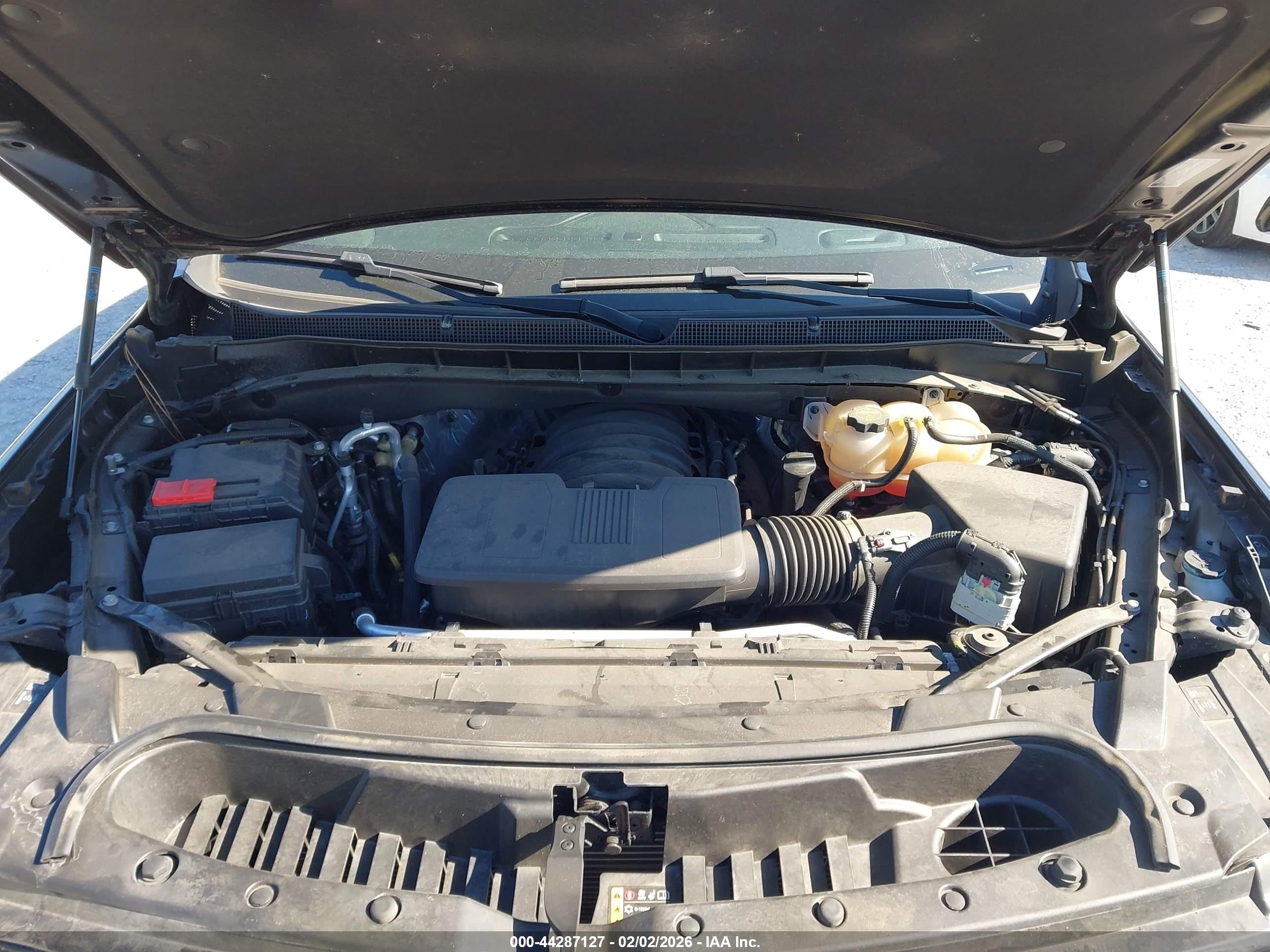 CHEVROLET TAHOE image 10