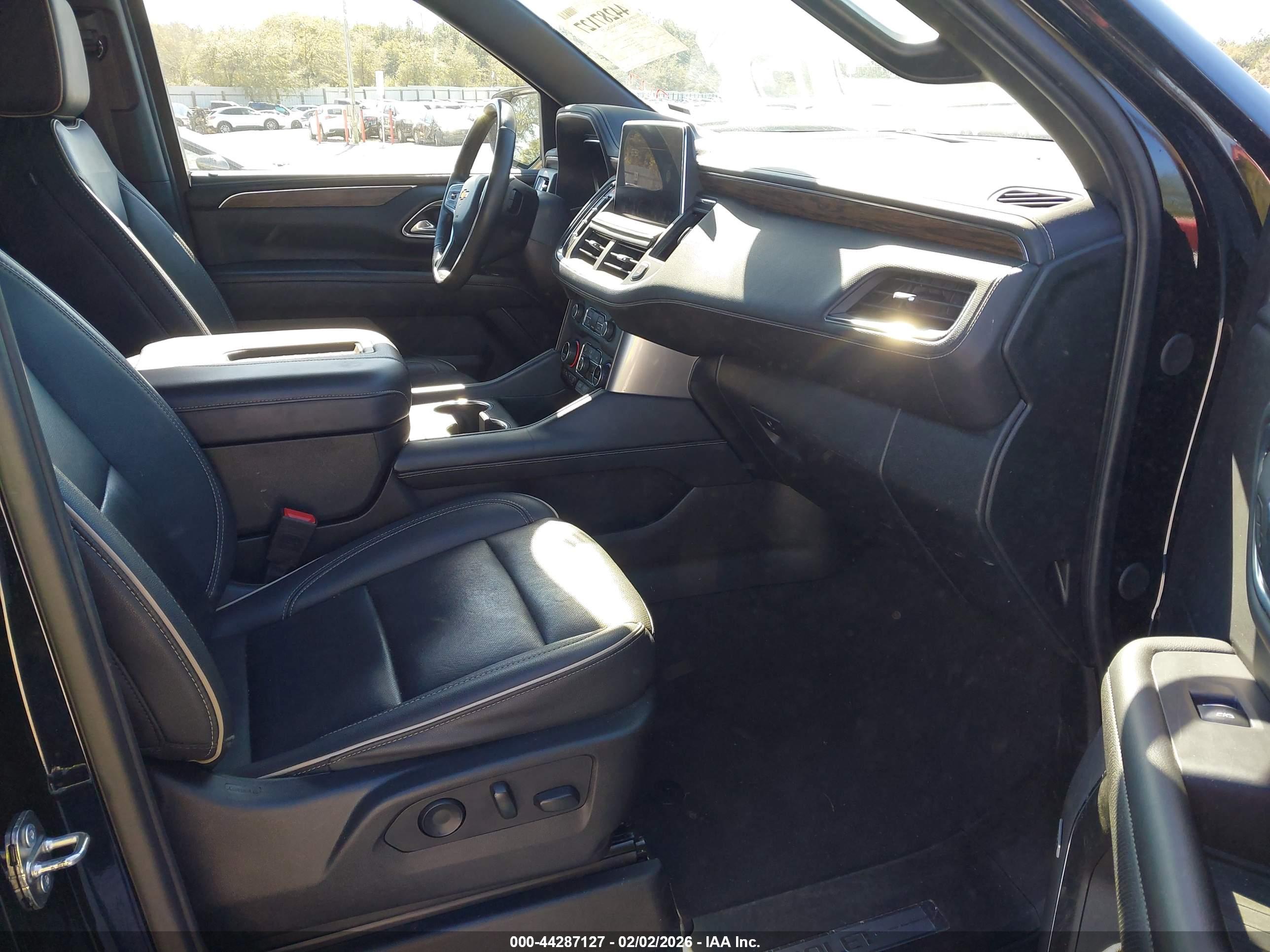 CHEVROLET TAHOE image 5