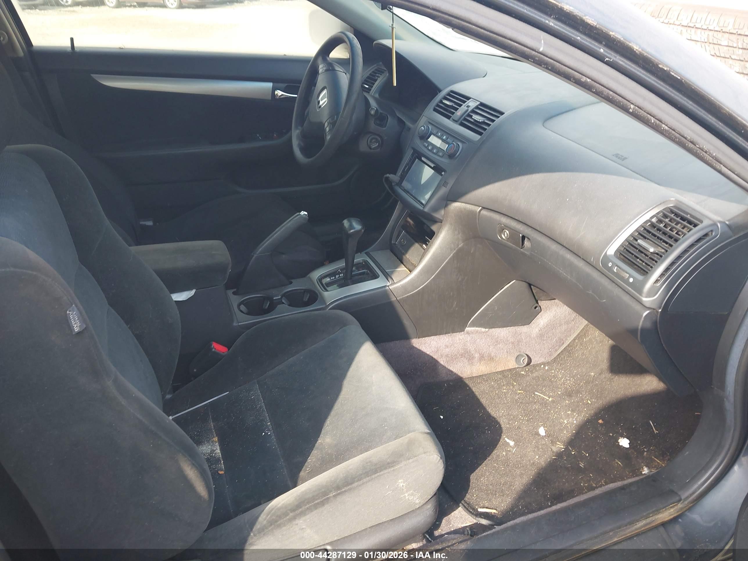 HONDA ACCORD image 5