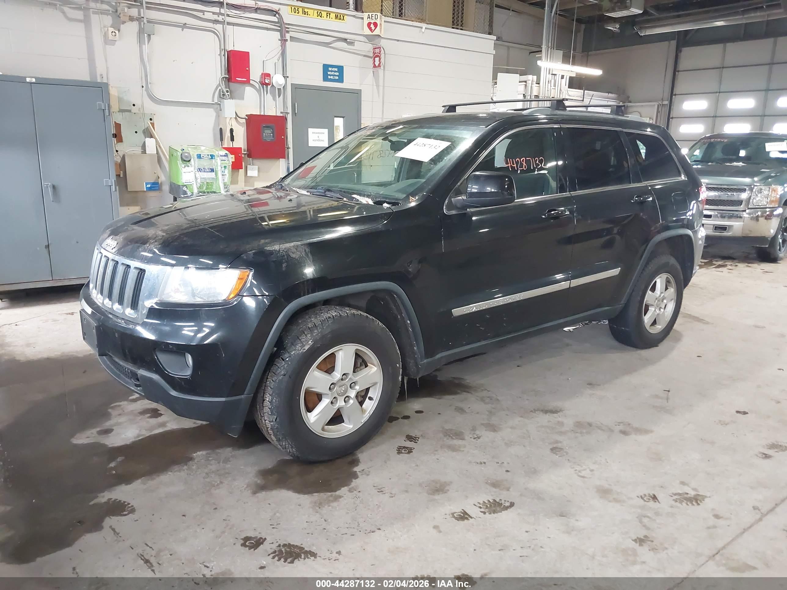 JEEP GRAND image 2
