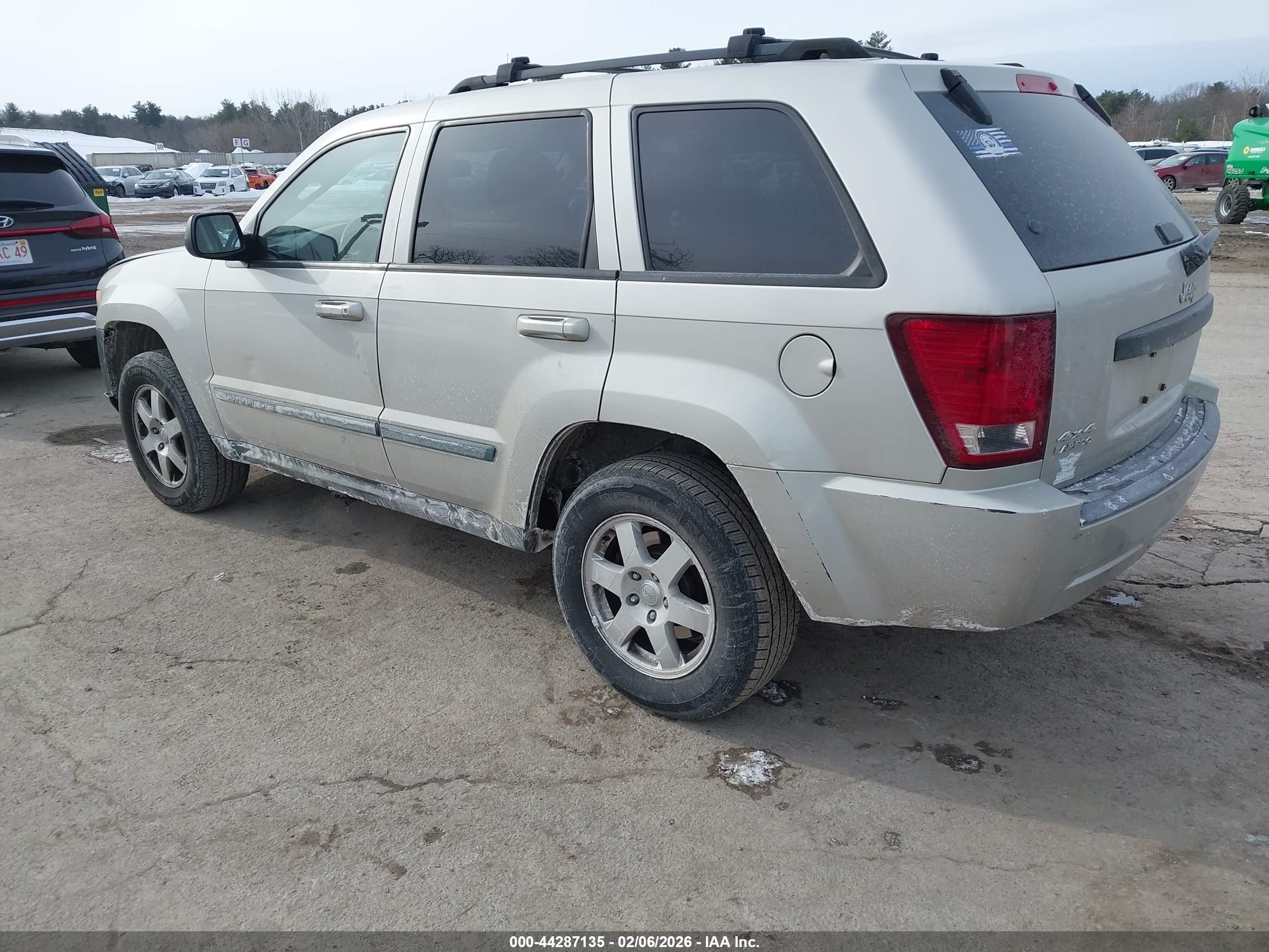 JEEP GRAND image 3