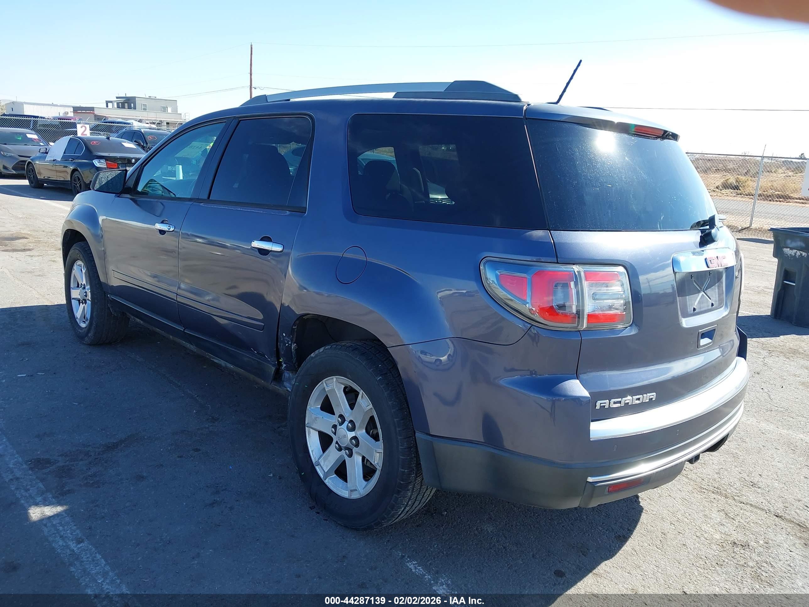 GMC ACADIA image 3