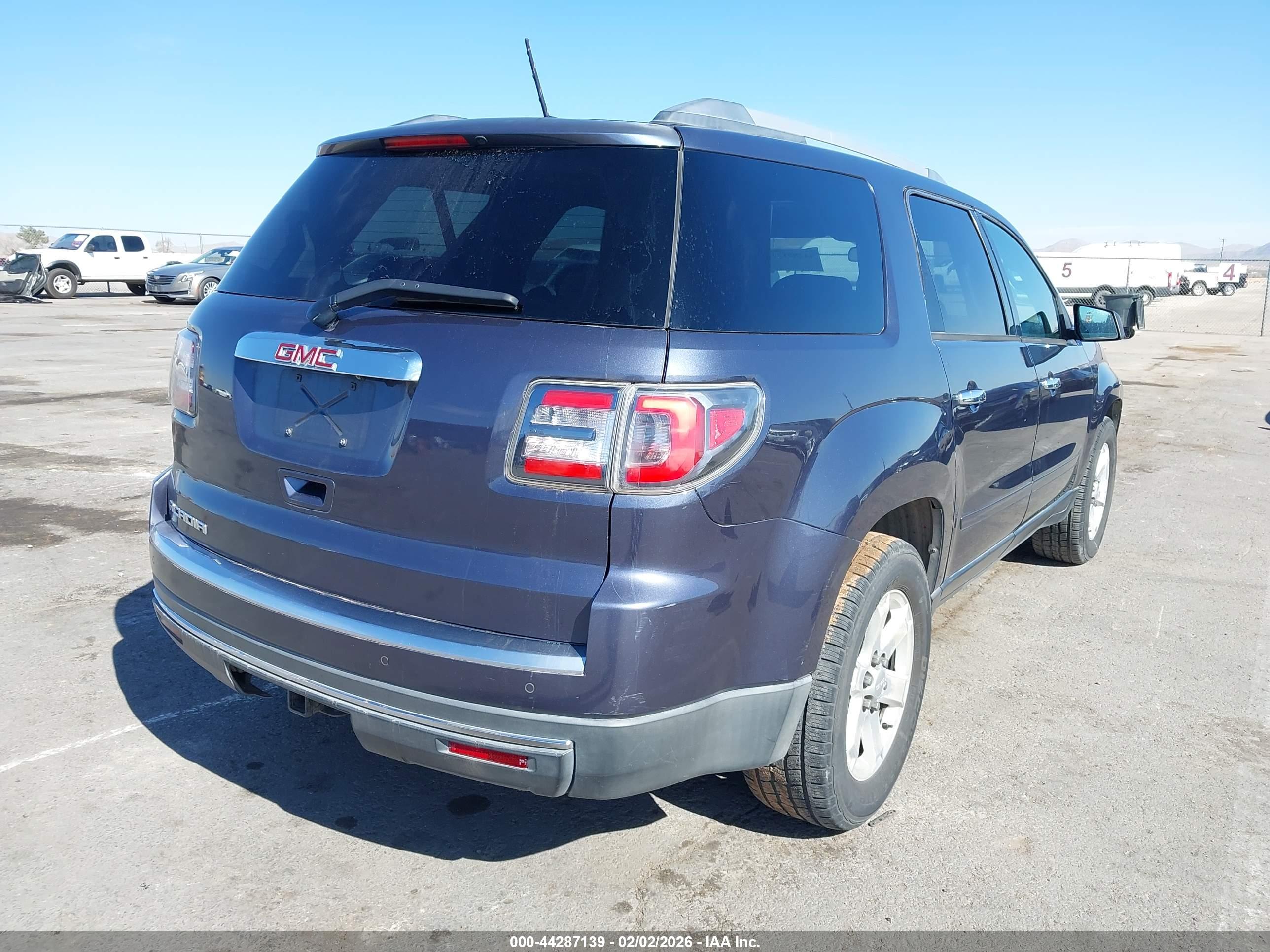 GMC ACADIA image 4