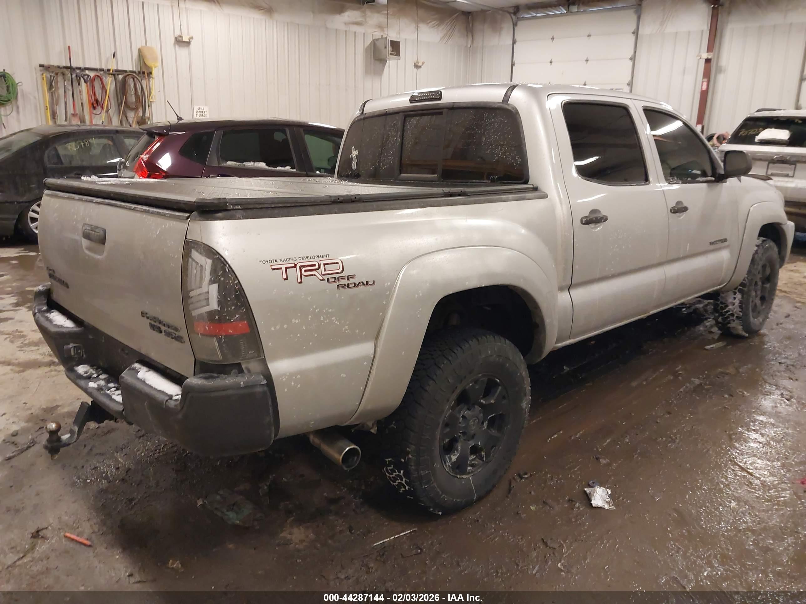 TOYOTA TACOMA image 4