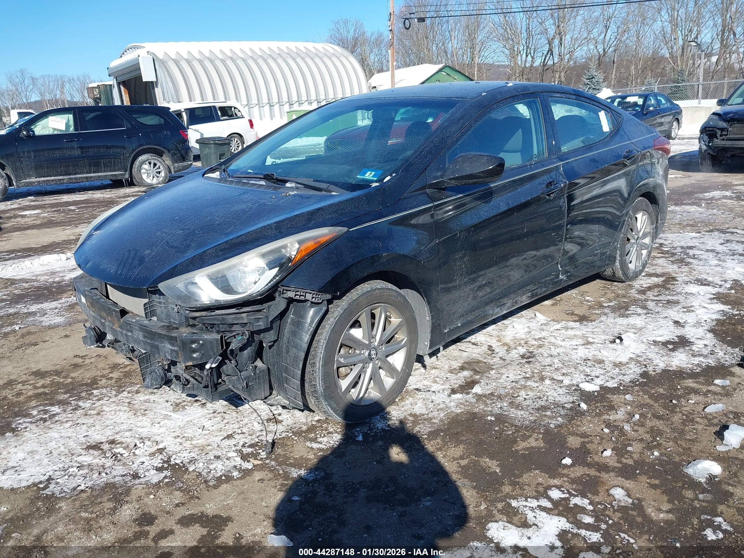HYUNDAI ELANTRA image 2