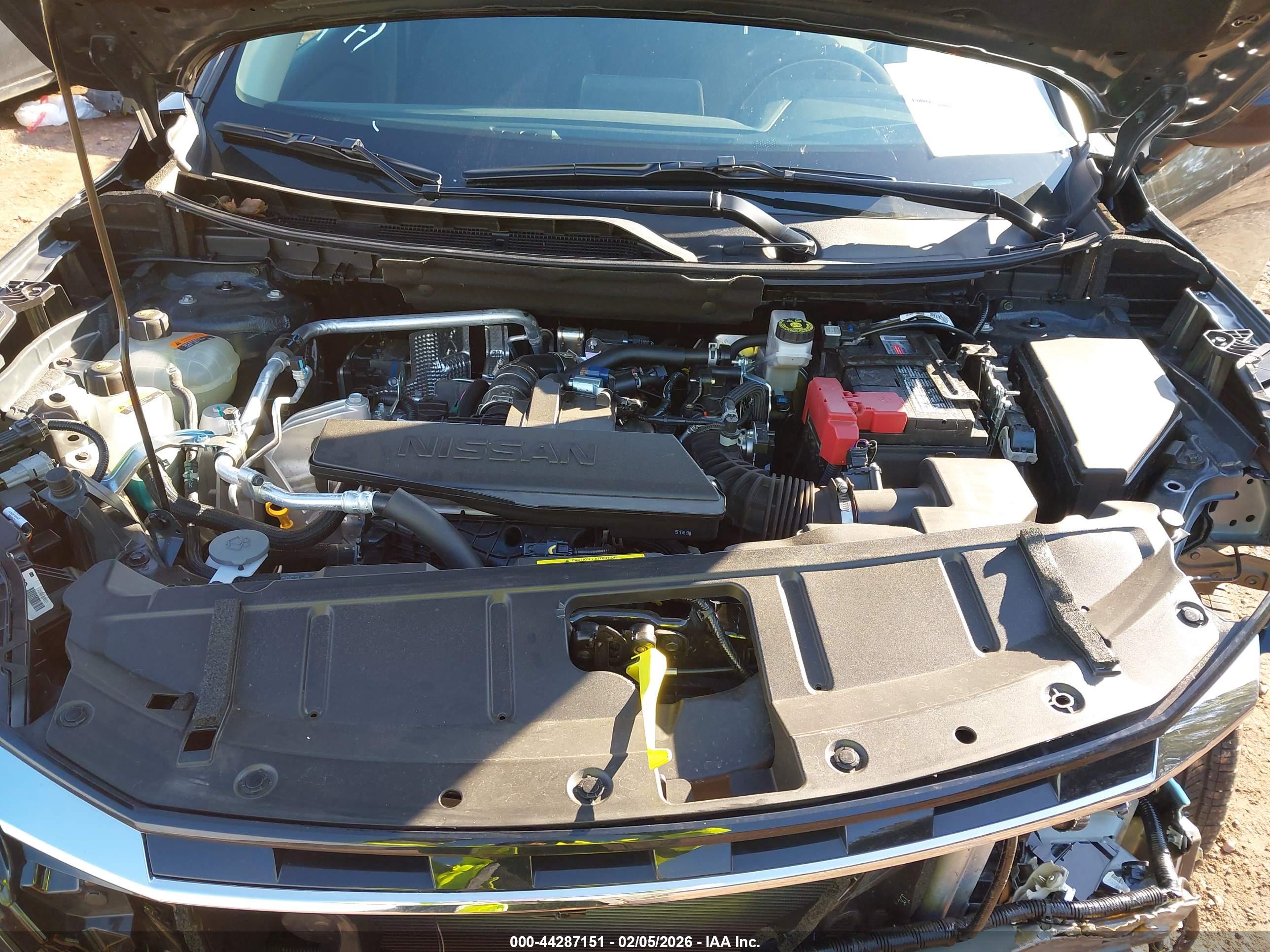 NISSAN ROGUE image 10