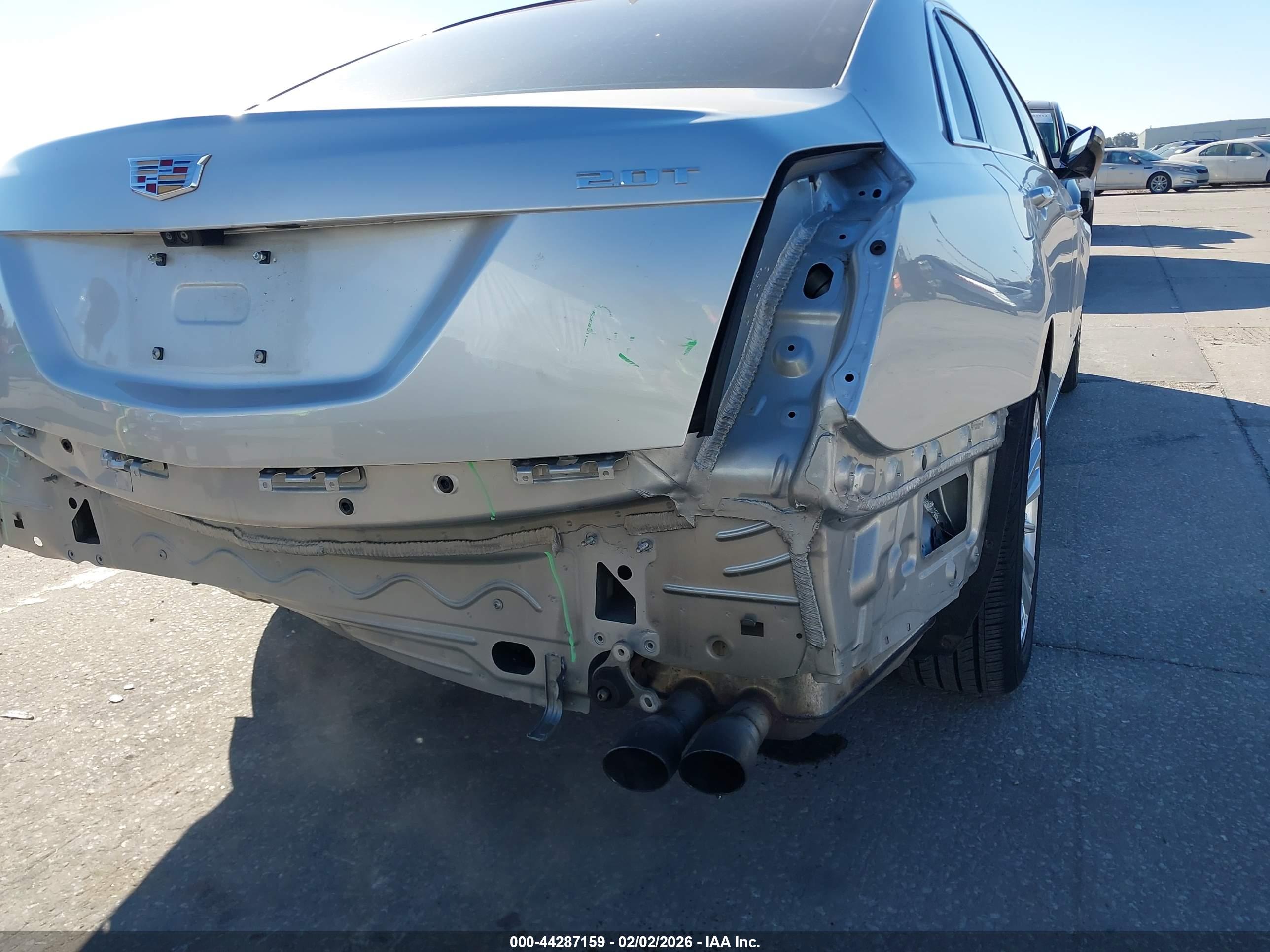 CADILLAC CT6 image 6