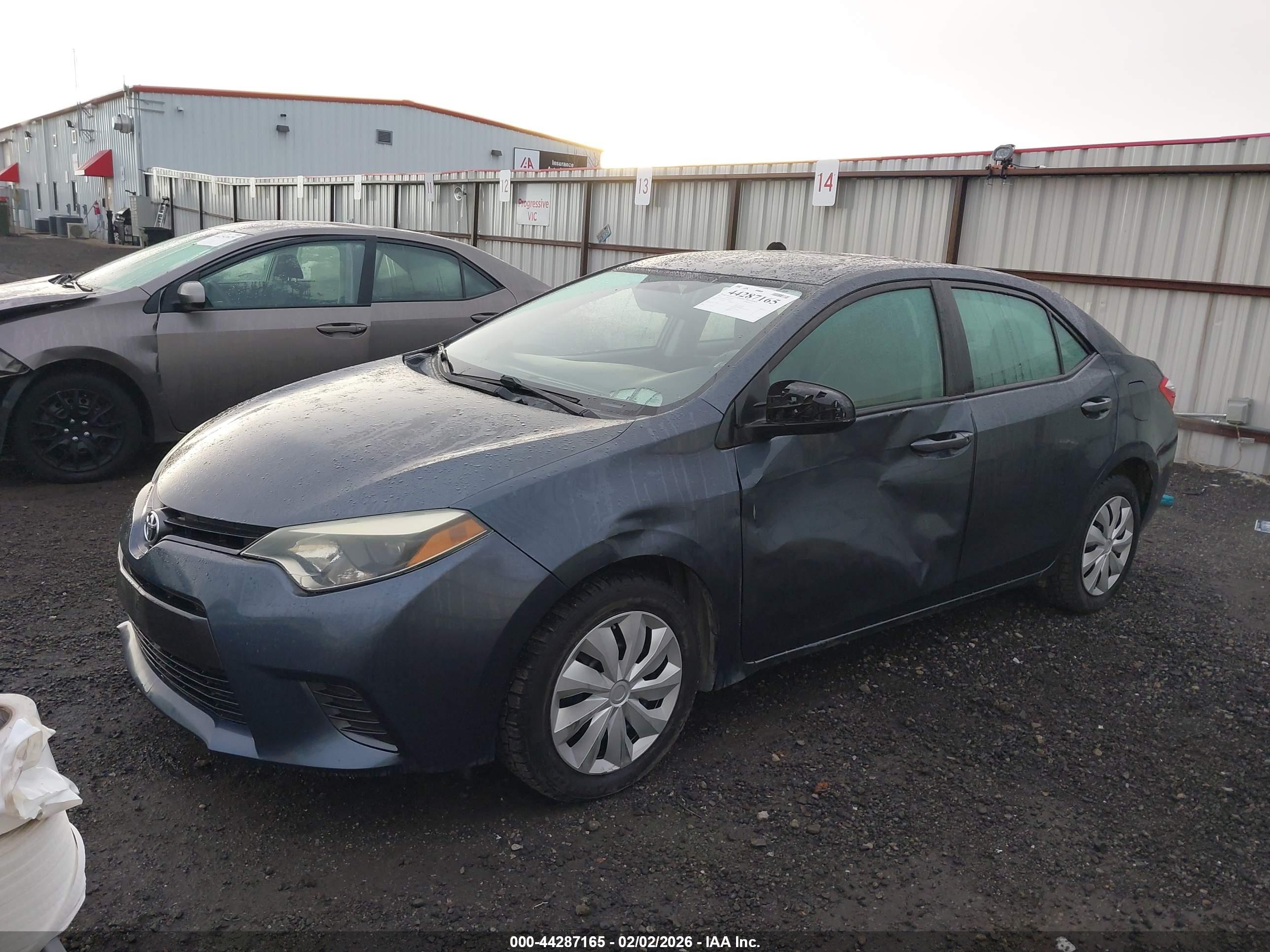 TOYOTA COROLLA image 2