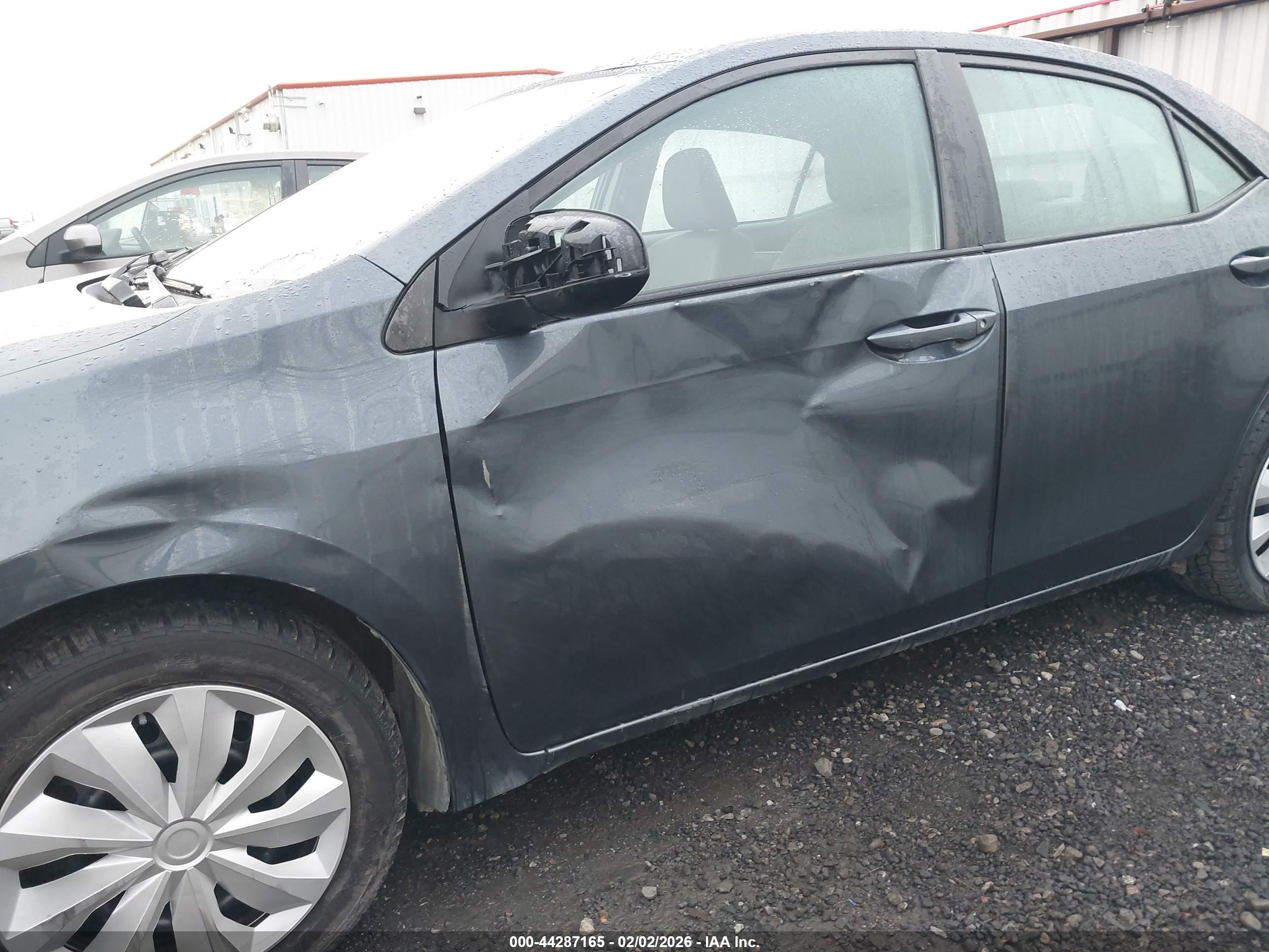 TOYOTA COROLLA image 6