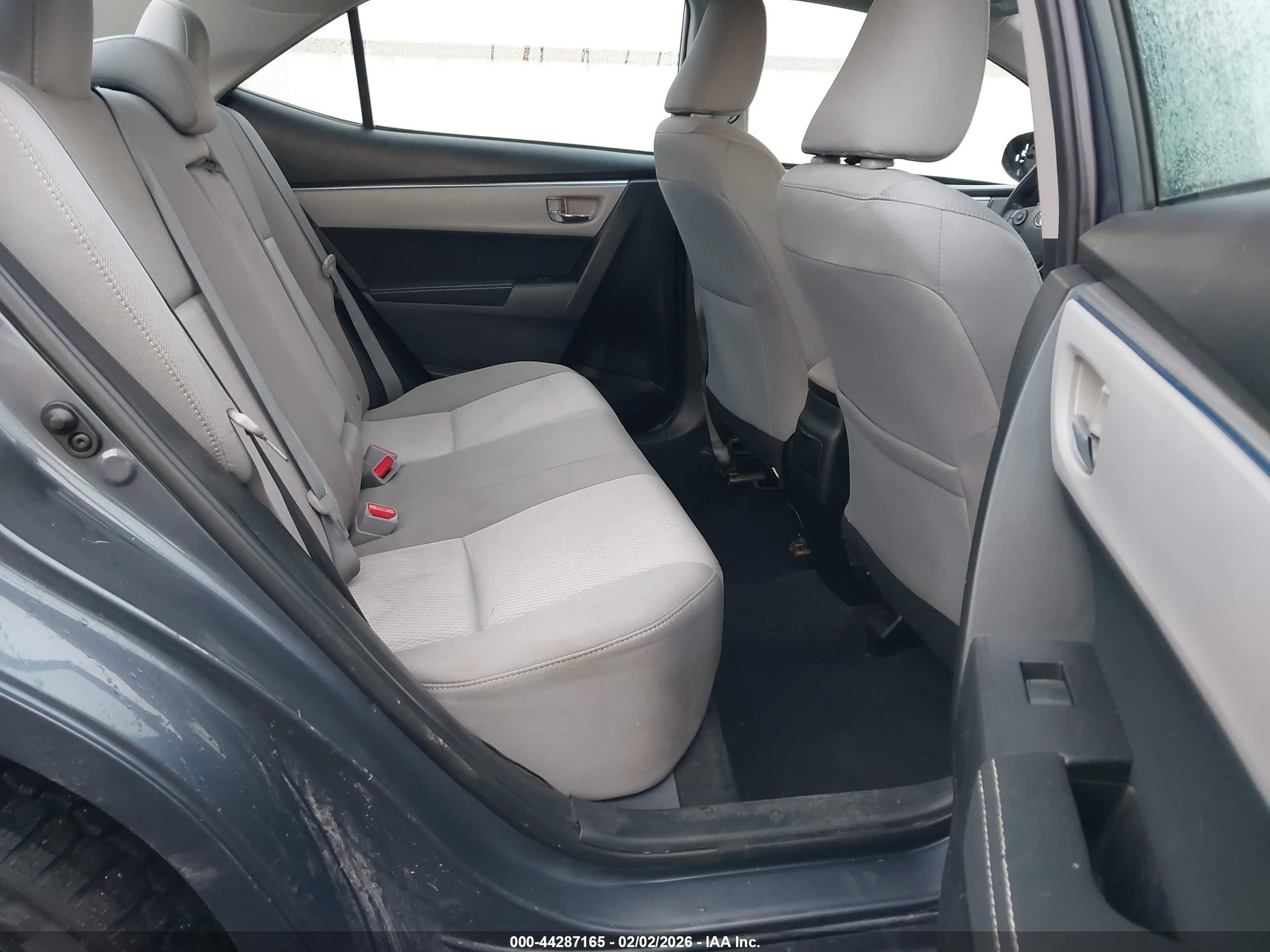 TOYOTA COROLLA image 8