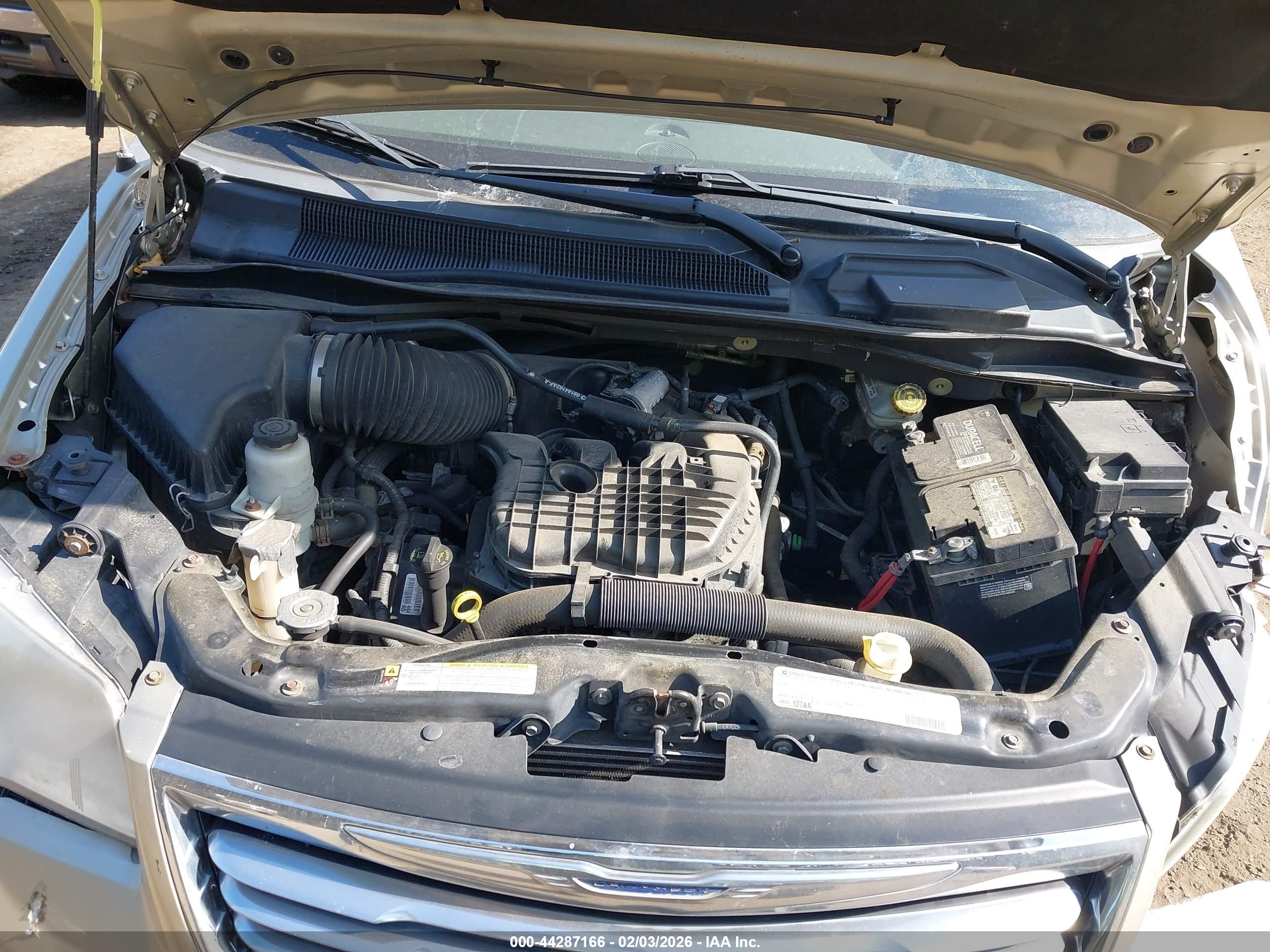 CHRYSLER TOWN image 10