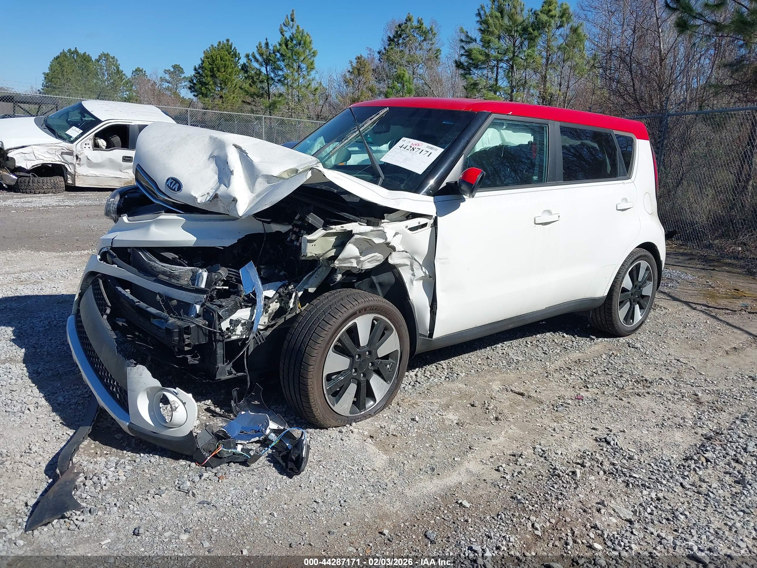 KIA SOUL image 2