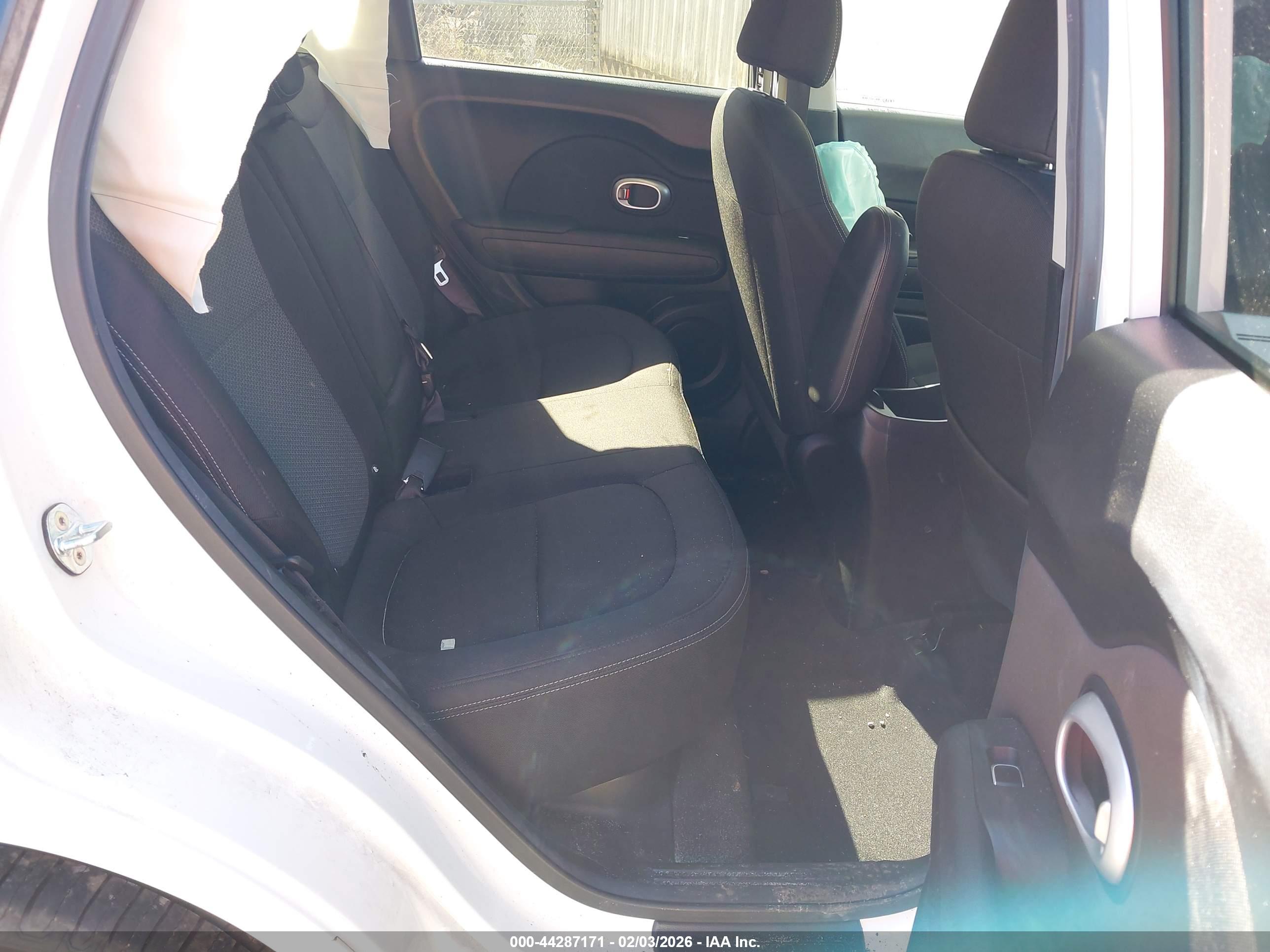 KIA SOUL image 8