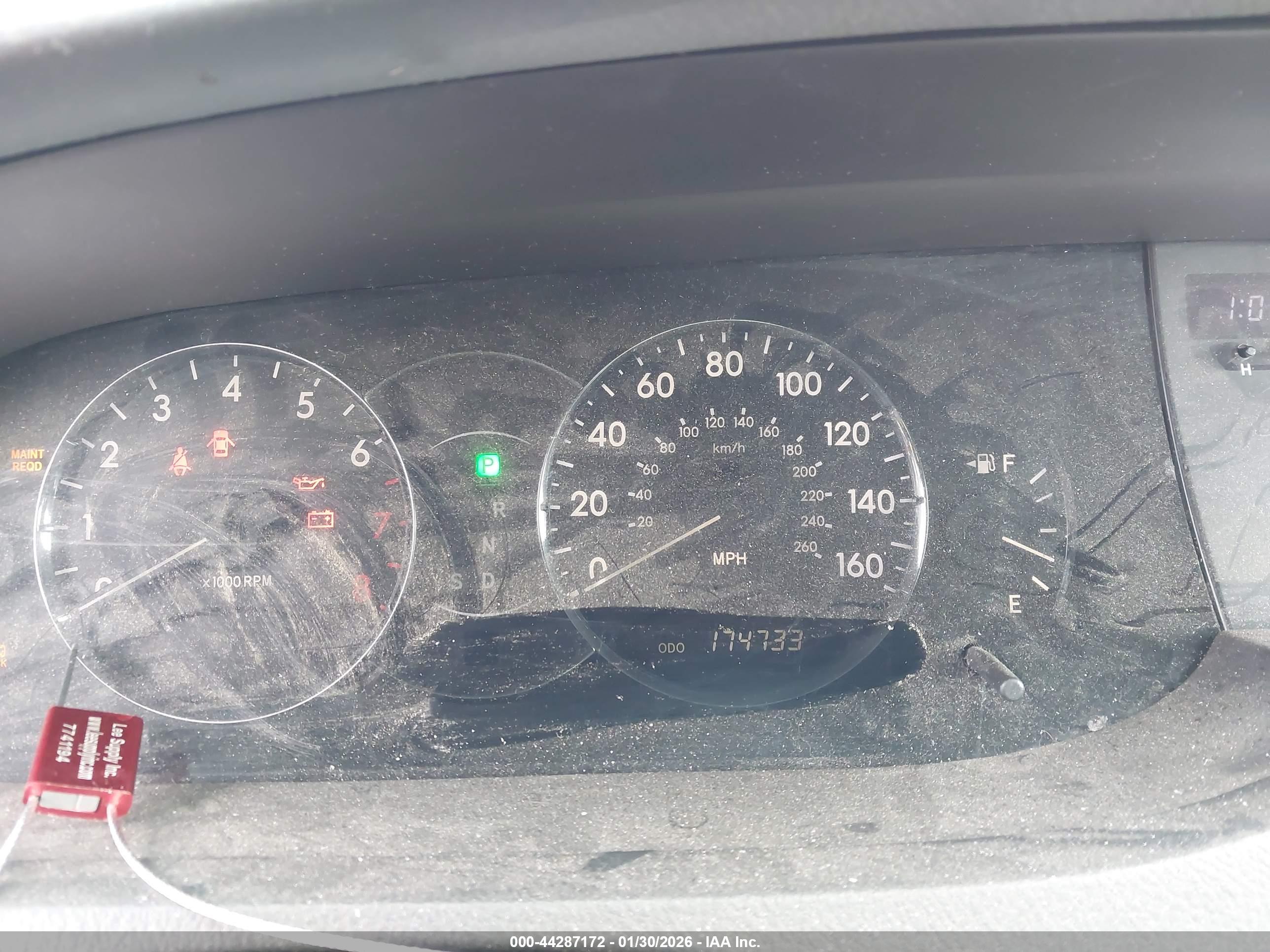 TOYOTA AVALON image 7