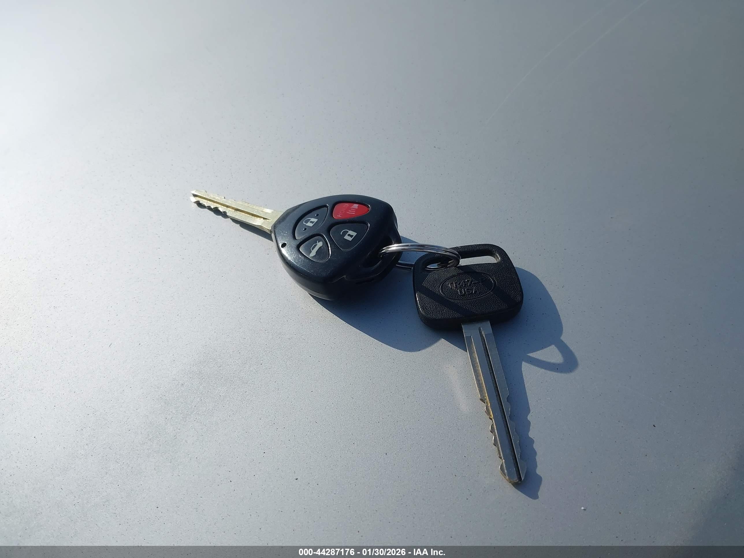 TOYOTA COROLLA image 11