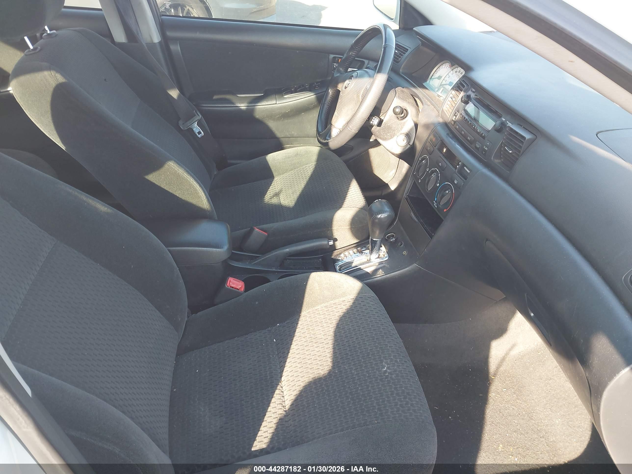 TOYOTA COROLLA image 5