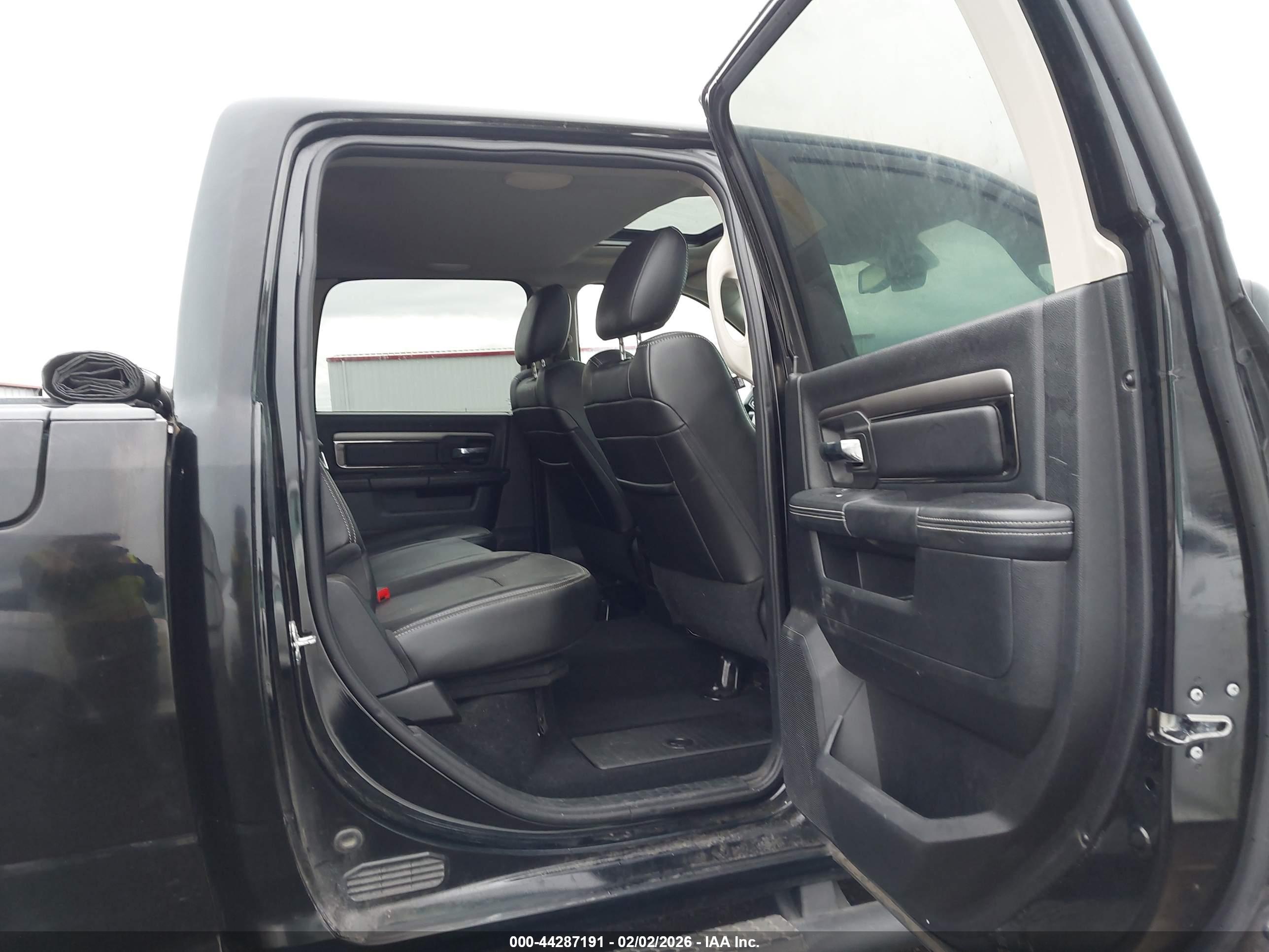 RAM 1500 image 8