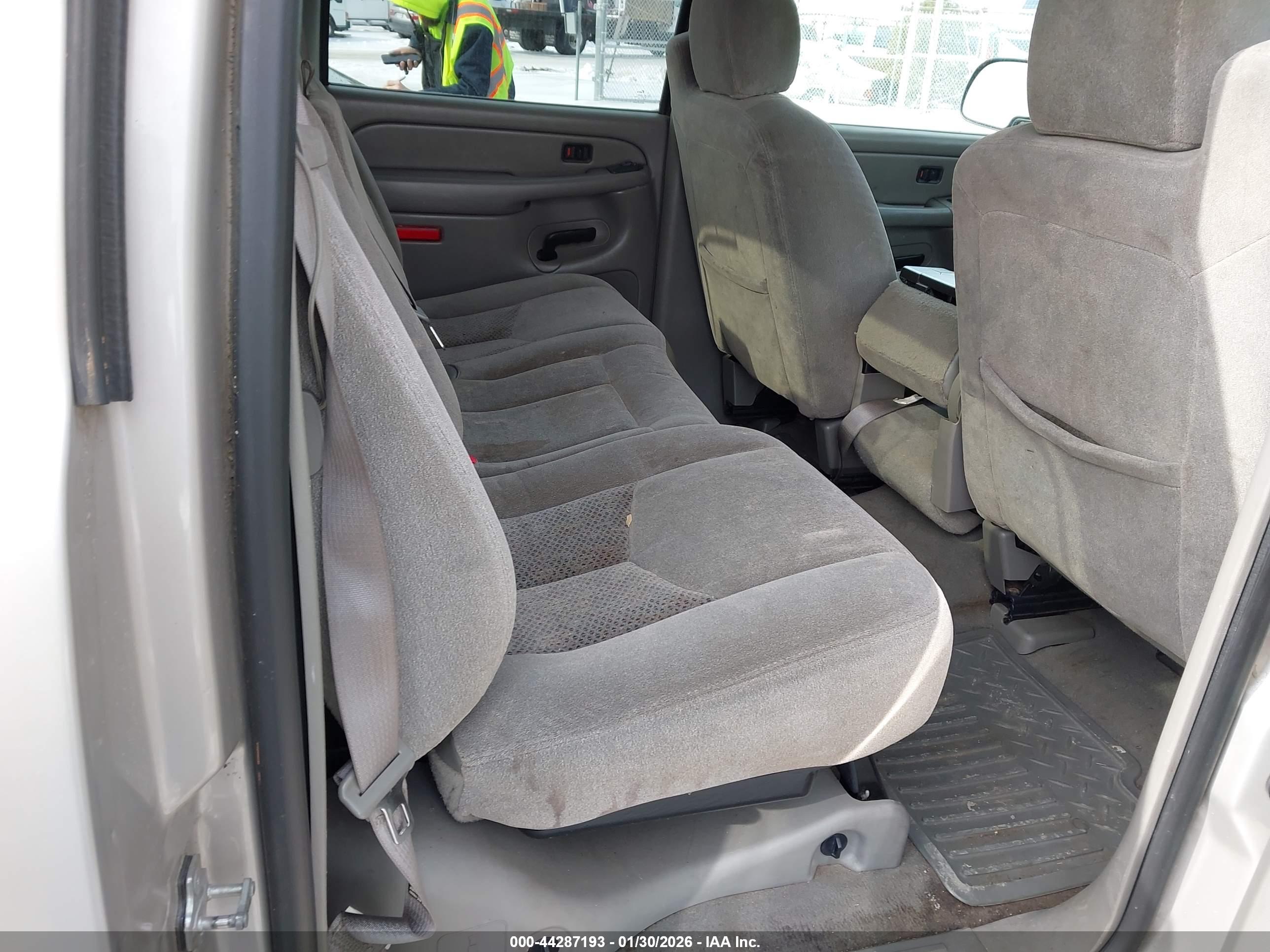 CHEVROLET AVALANCHE image 8
