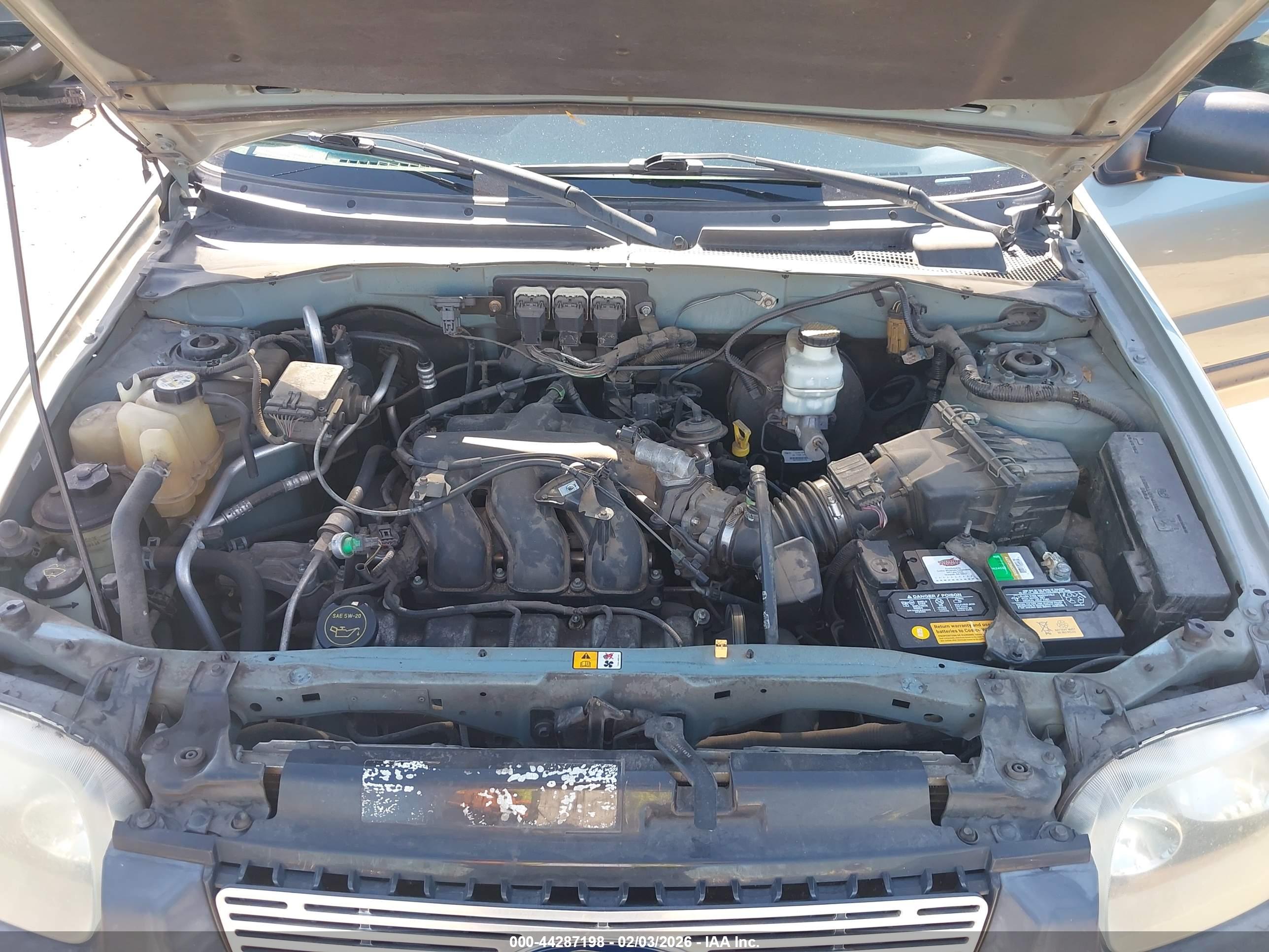 FORD ESCAPE image 10
